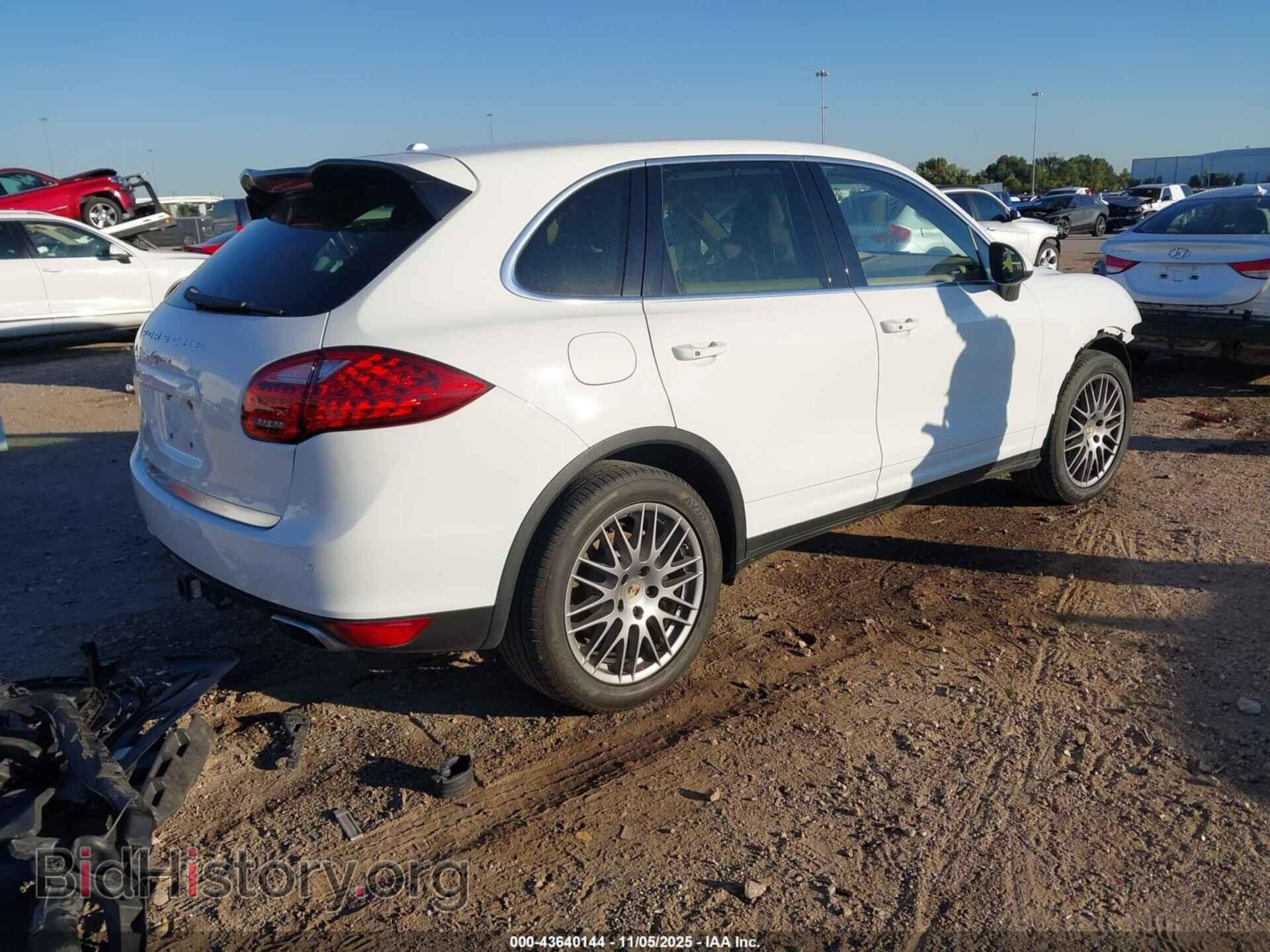 2013 PORSCHE CAYENNE - VIN: WP1AA2A23DLA03457 - Photo 4