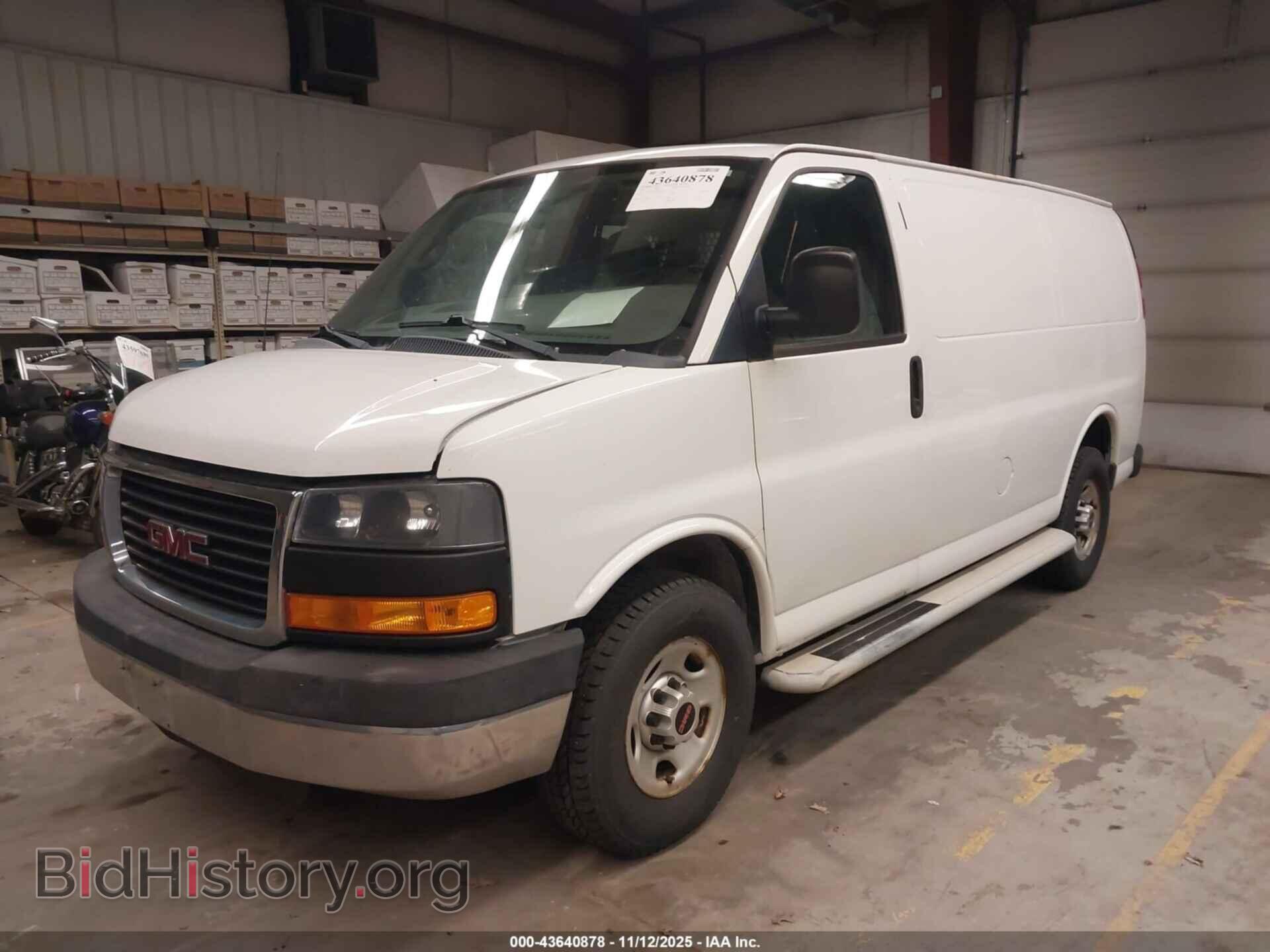 2015 GMC SAVANA 2500 - VIN: 1GTW7FCF2F1903228 - Фото 2