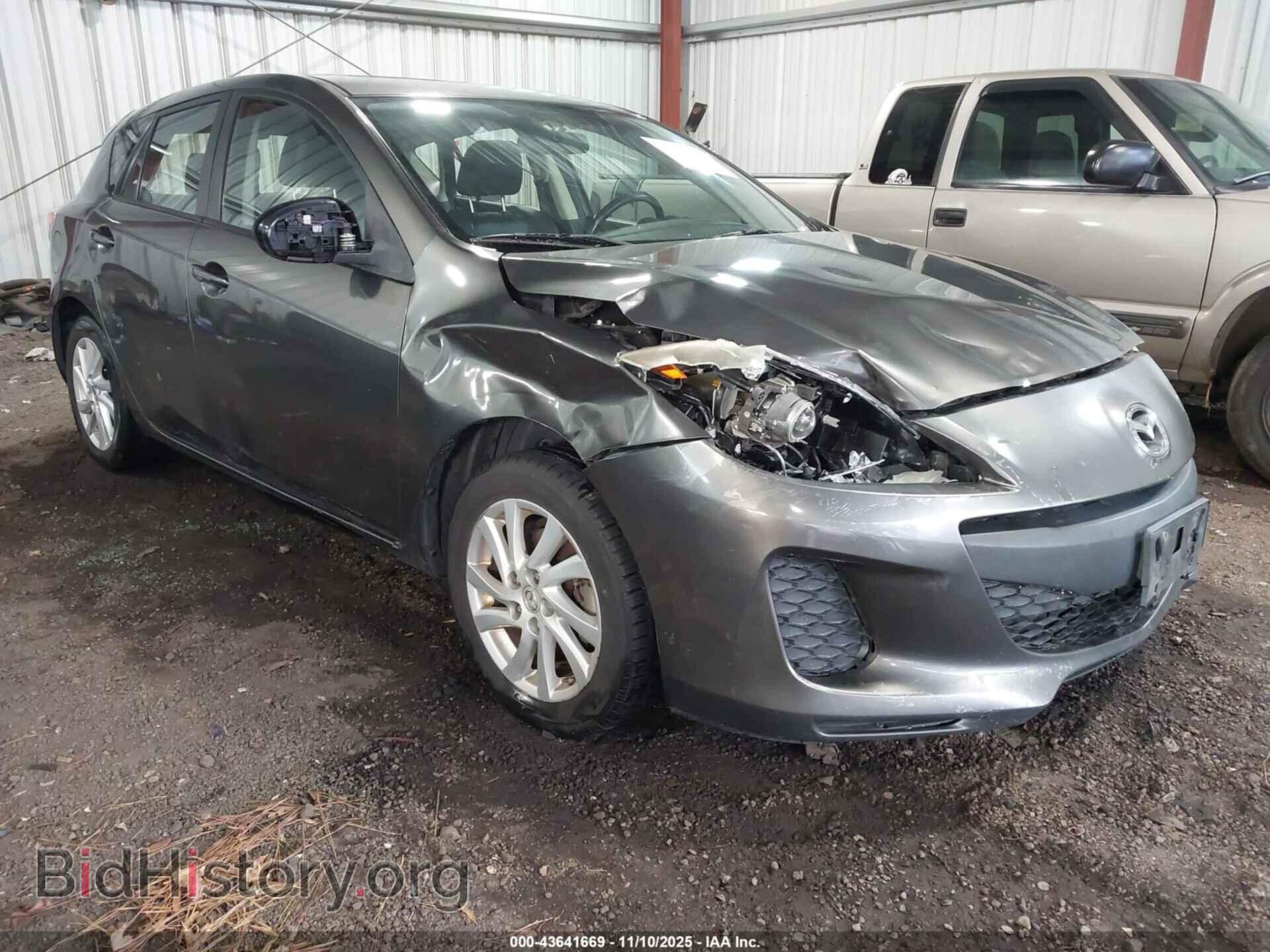 Фотография JM1BL1M70C1690831 - MAZDA MAZDA3 2012