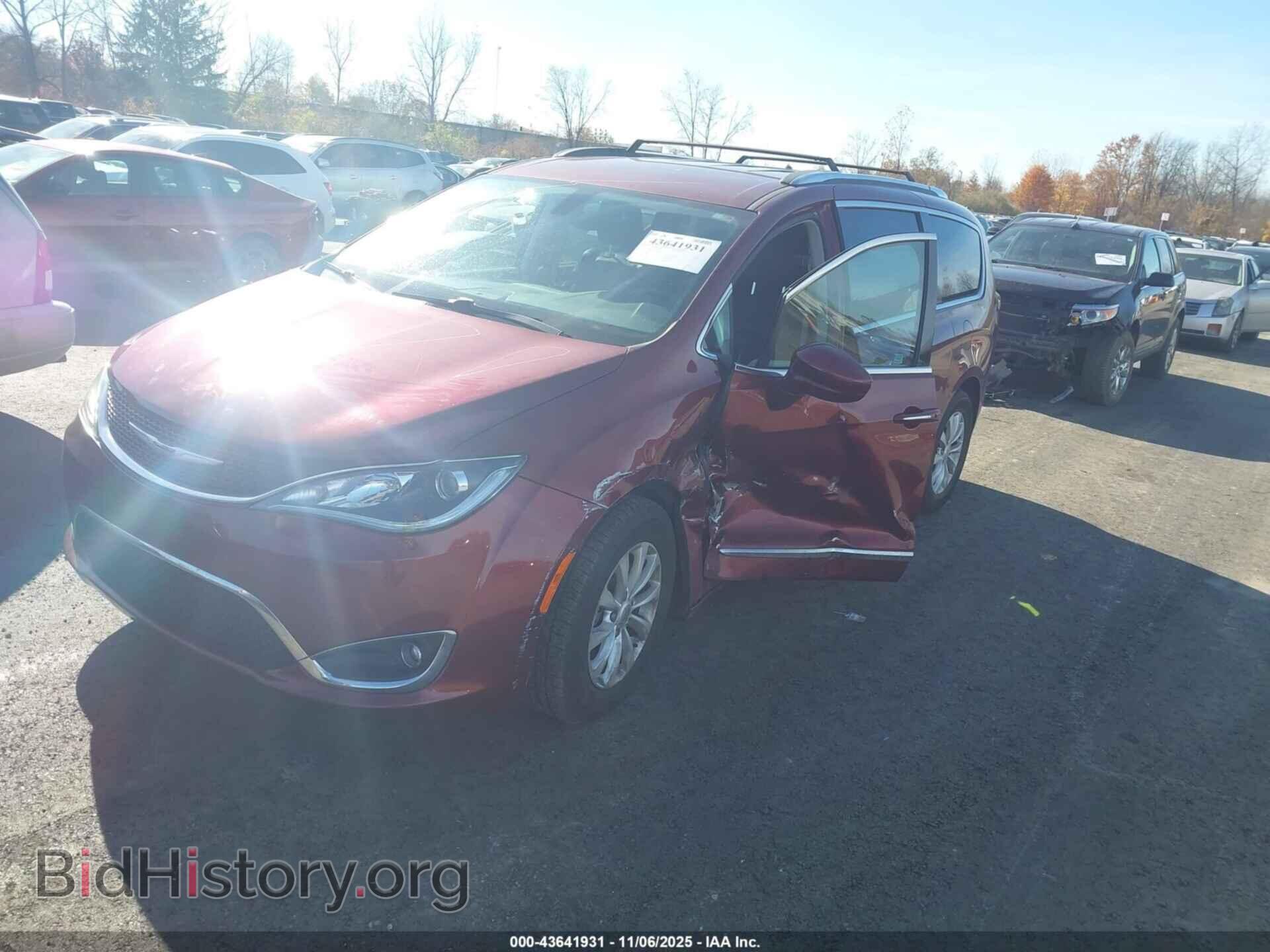 2019 CHRYSLER PACIFICA - VIN: 2C4RC1BG3KR625211 - Фото 2