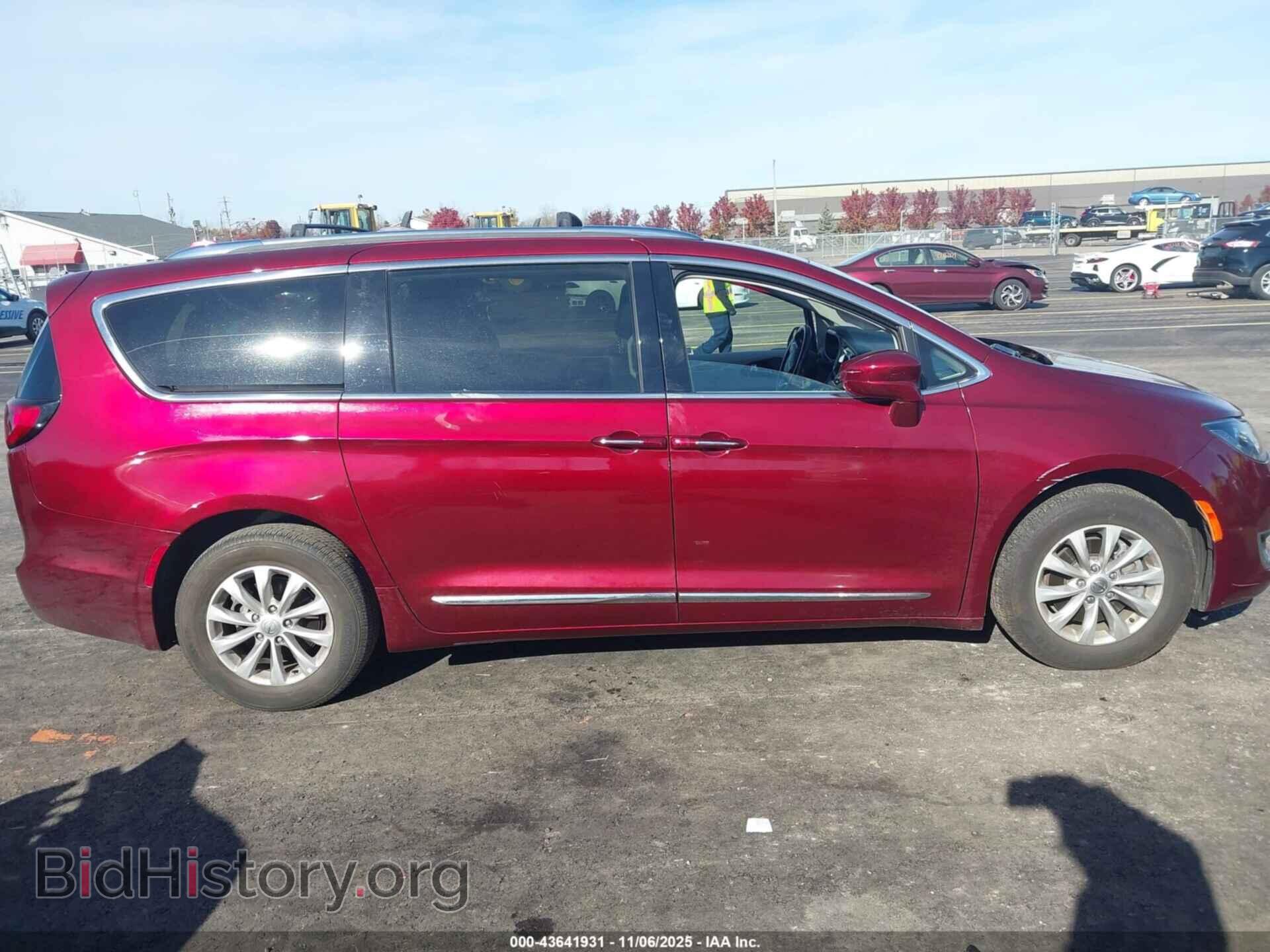 2019 CHRYSLER PACIFICA - VIN: 2C4RC1BG3KR625211 - Фото 13