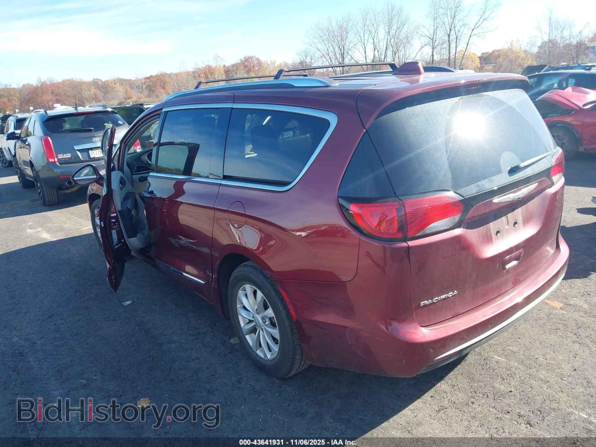 2019 CHRYSLER PACIFICA - VIN: 2C4RC1BG3KR625211 - Фото 3