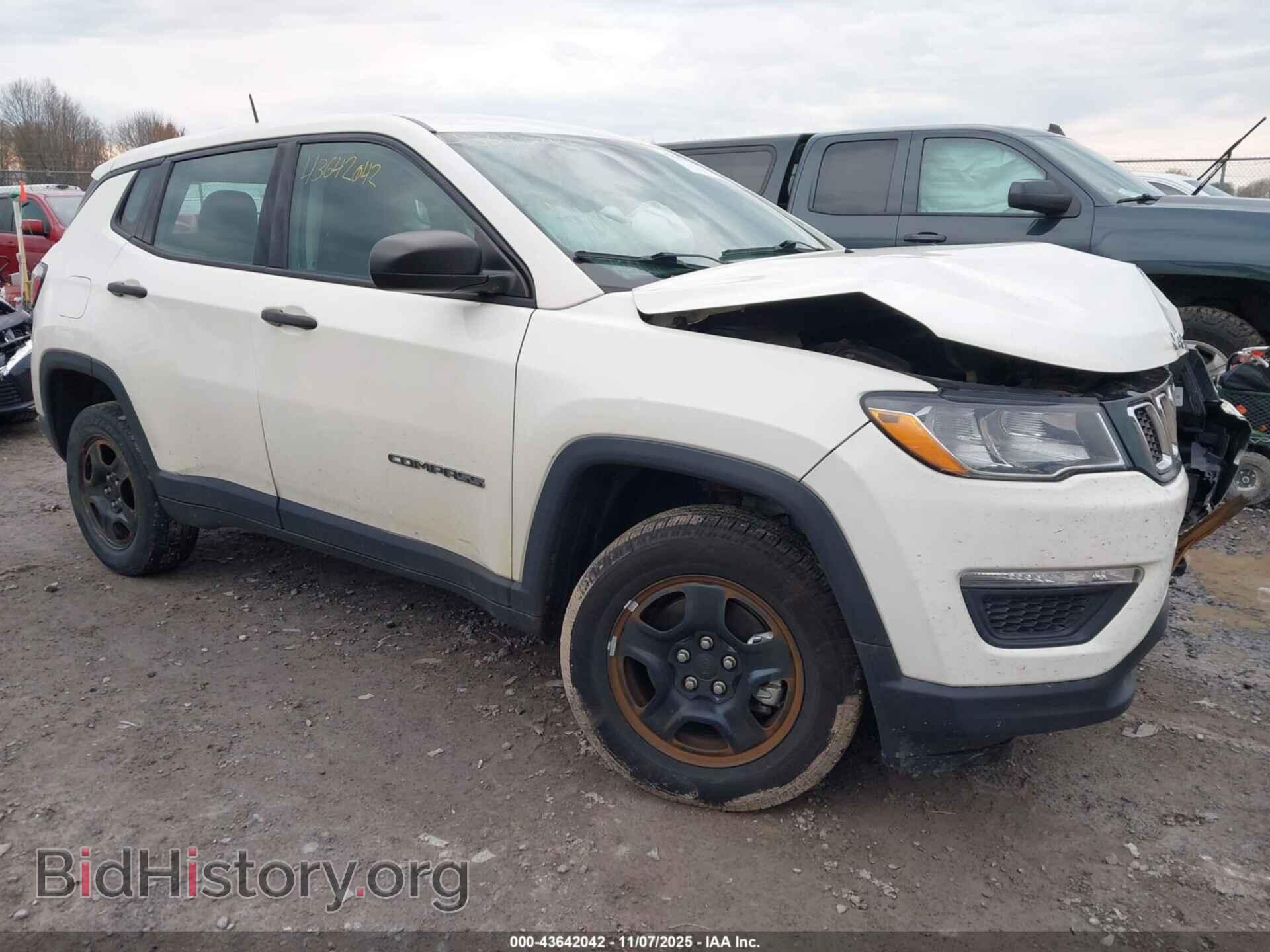 Photo 3C4NJDAB8JT150940 - JEEP COMPASS 2018