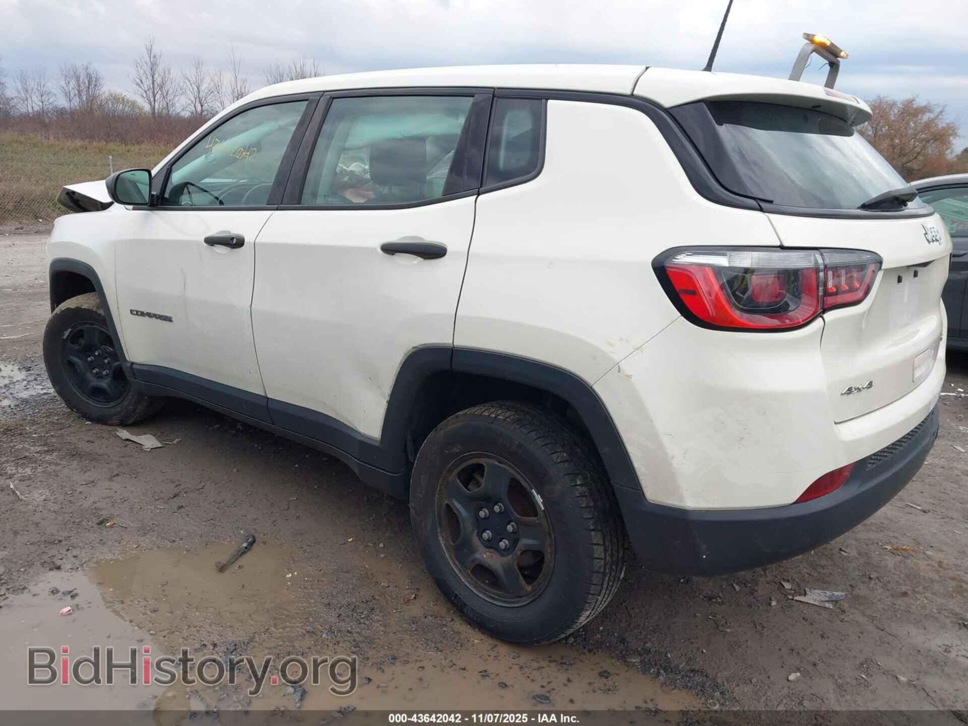 2018 JEEP COMPASS - VIN: 3C4NJDAB8JT150940 - Фото 3