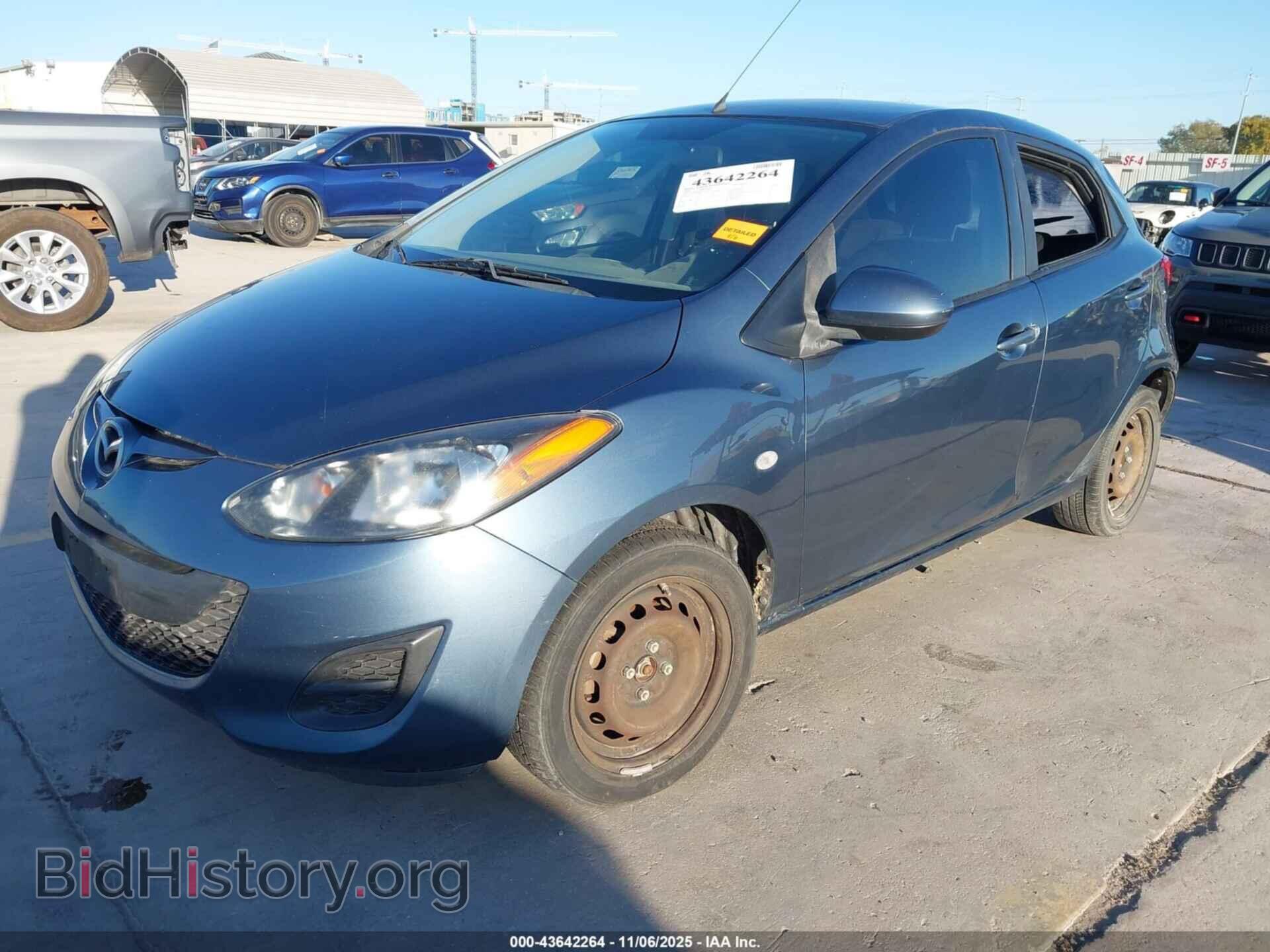 2014 MAZDA MAZDA2 - VIN: JM1DE1KY3E0177743 - Фото 2
