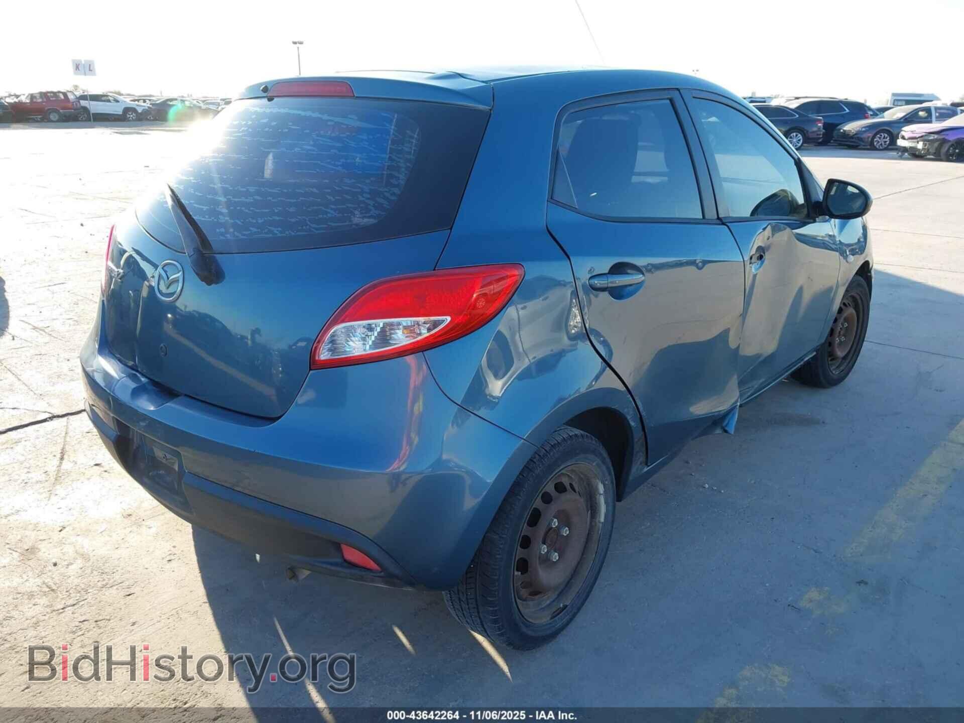 2014 MAZDA MAZDA2 - VIN: JM1DE1KY3E0177743 - Фото 4