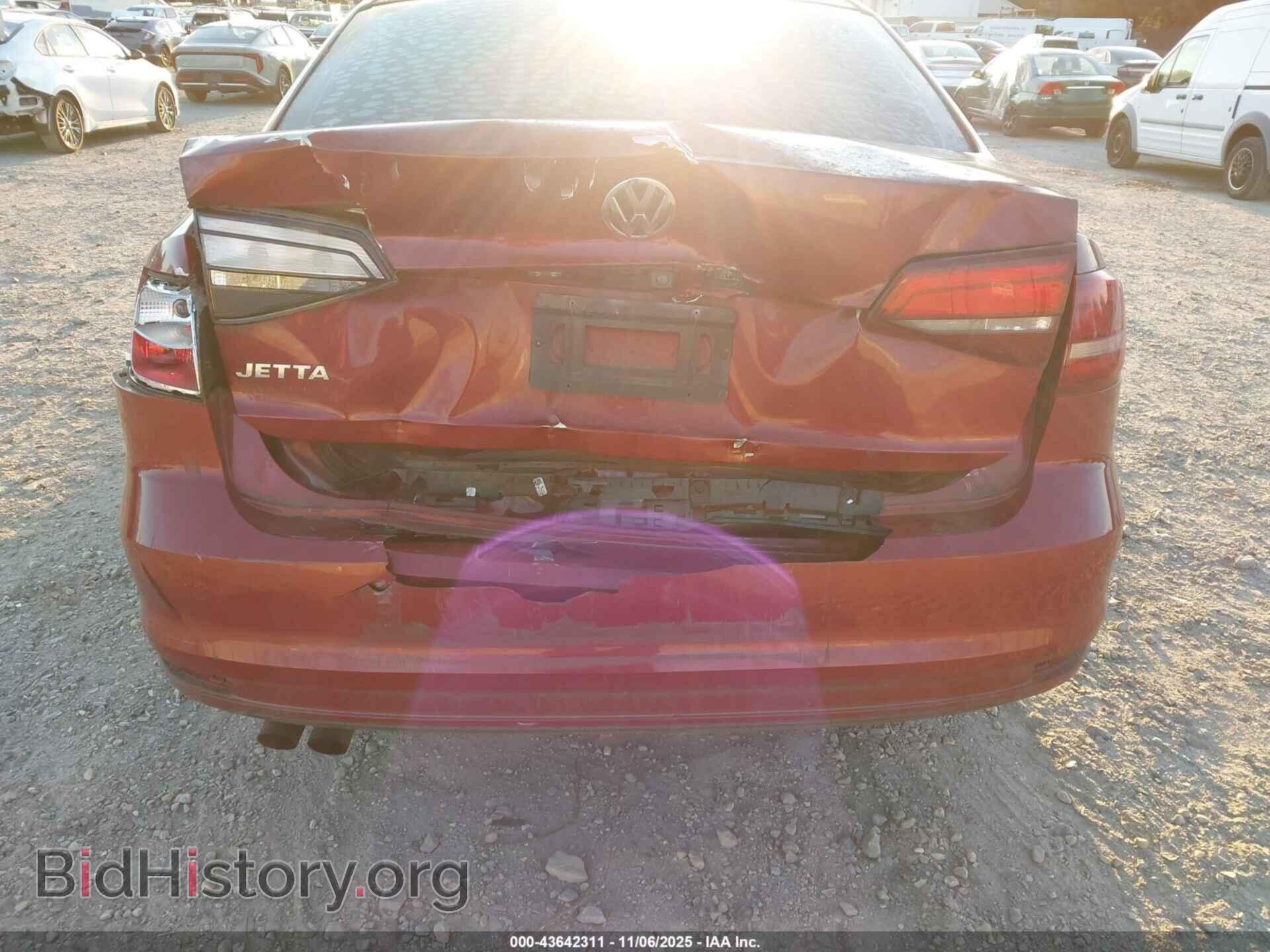 2017 VOLKSWAGEN JETTA - VIN: 3VW2B7AJ9HM385843 - Фото 6