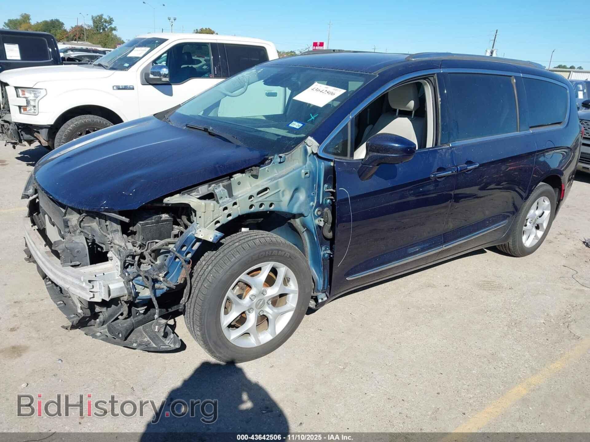 2017 CHRYSLER PACIFICA - VIN: 2C4RC1EG5HR597836 - Фото 2