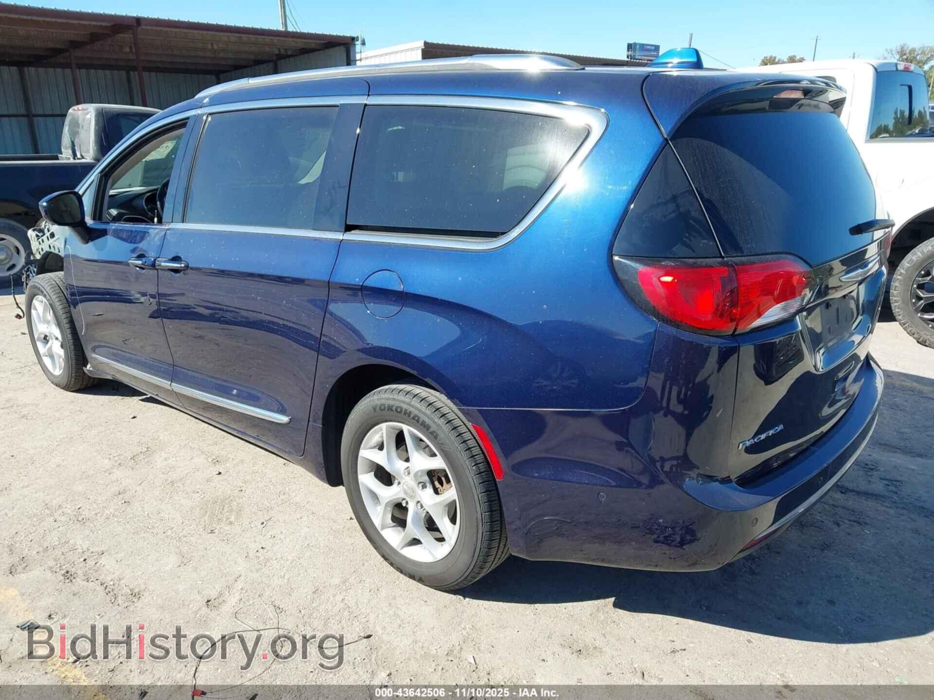 2017 CHRYSLER PACIFICA - VIN: 2C4RC1EG5HR597836 - Фото 3