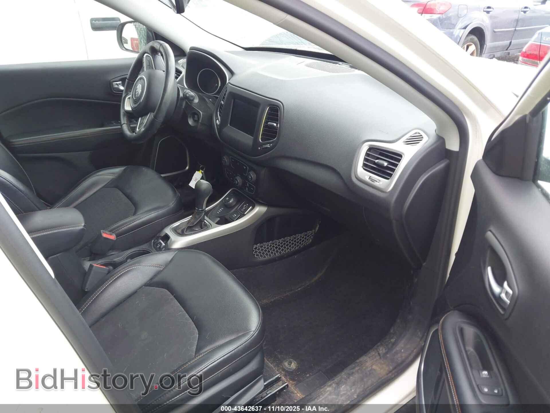 2018 JEEP COMPASS - VIN: 3C4NJDBB5JT422875 - Фото 5