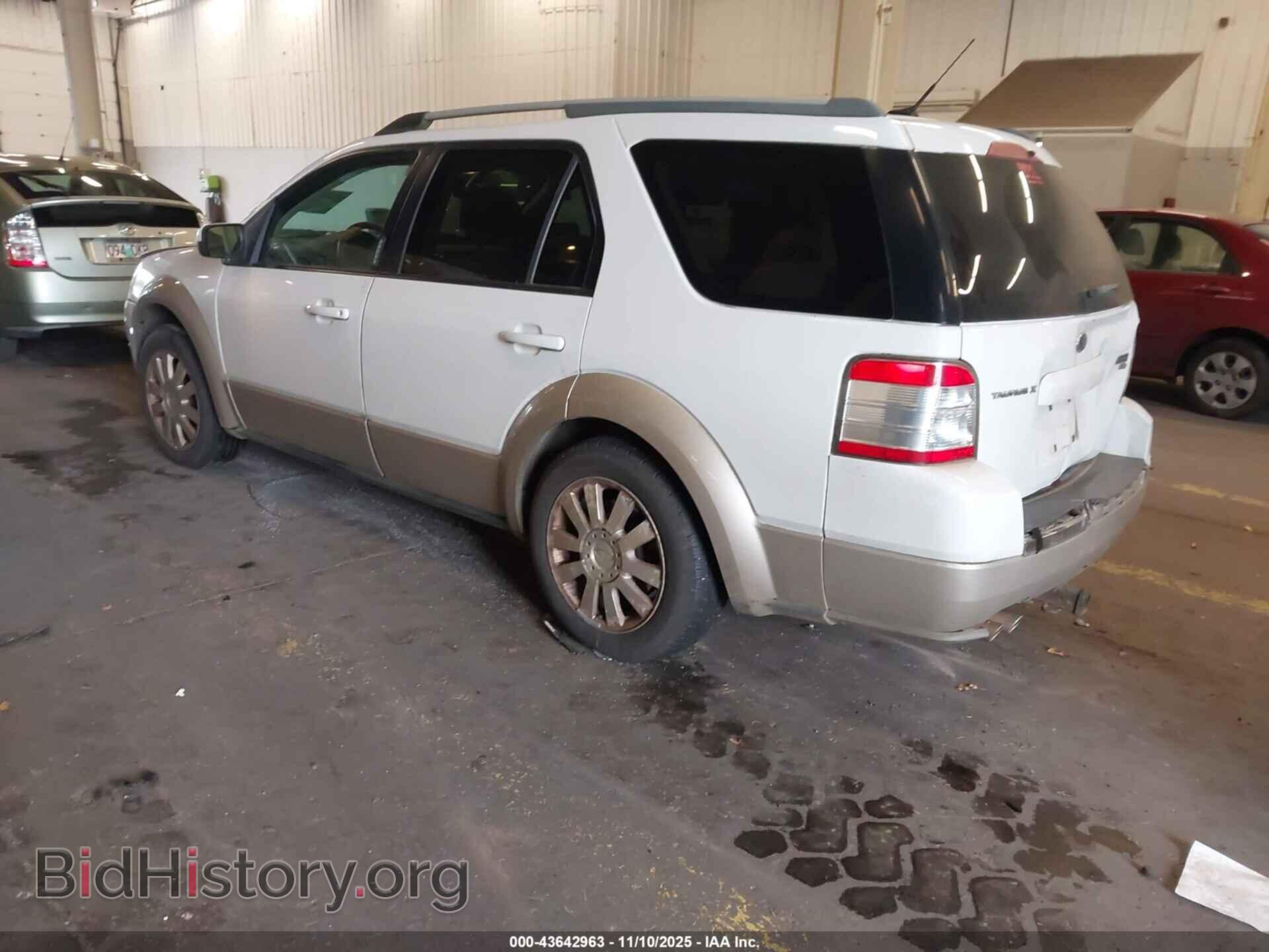 2008 FORD TAURUS X - VIN: 1FMDK08W58GA36348 - Фото 3