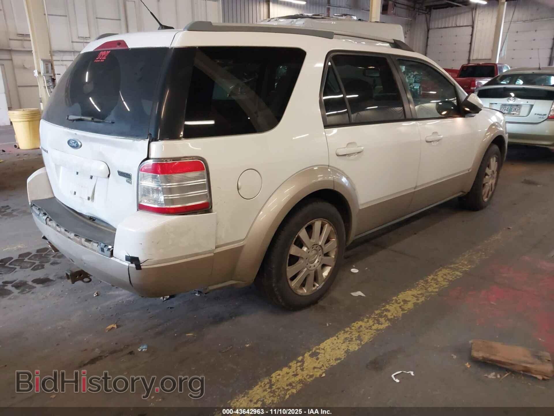 2008 FORD TAURUS X - VIN: 1FMDK08W58GA36348 - Фото 4