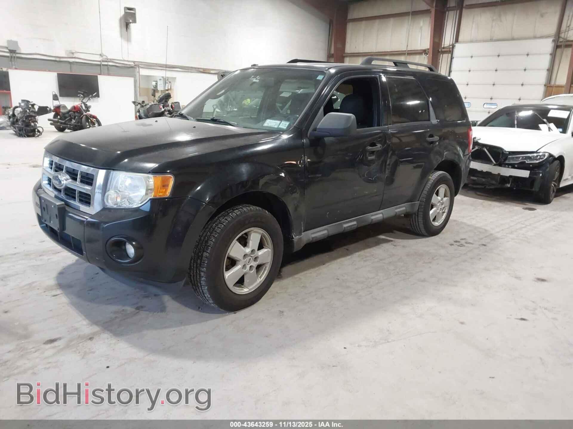 2009 FORD ESCAPE - VIN: 1FMCU93739KA45025 - Фото 2