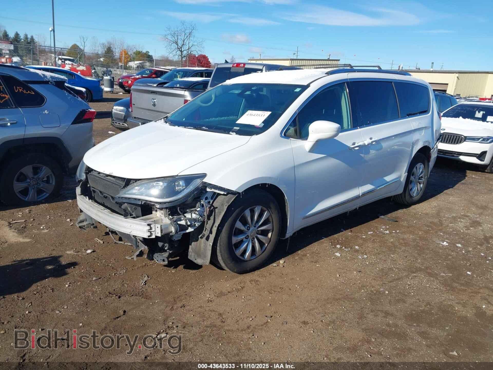 2018 CHRYSLER PACIFICA - VIN: 2C4RC1EG0JR228226 - Фото 2