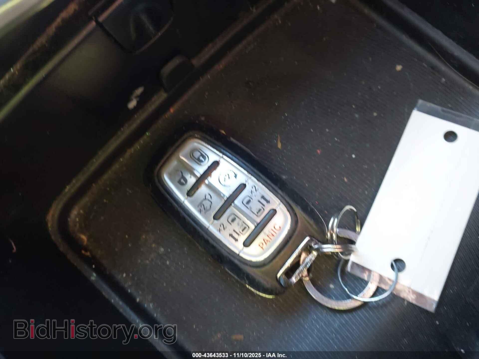 2018 CHRYSLER PACIFICA - VIN: 2C4RC1EG0JR228226 - Фото 11