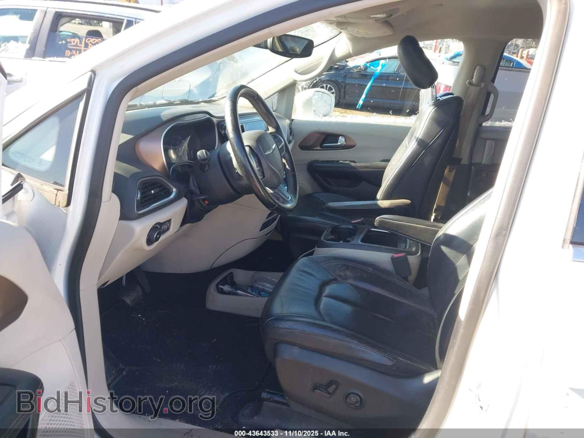 2018 CHRYSLER PACIFICA - VIN: 2C4RC1EG0JR228226 - Фото 5