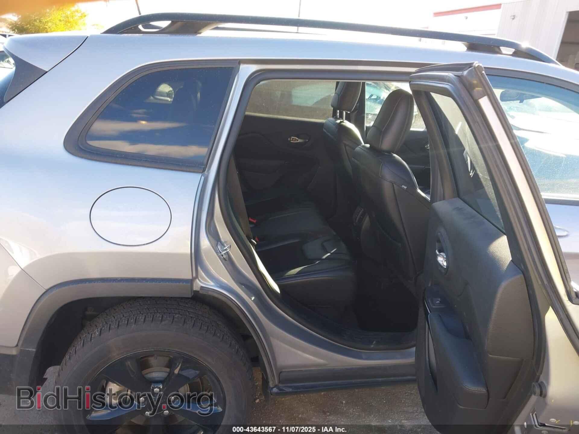 2019 JEEP CHEROKEE - VIN: 1C4PJMLX1KD481271 - Фото 8