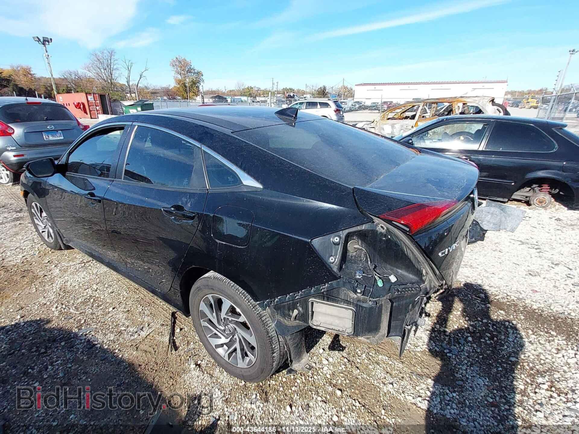 2017 HONDA CIVIC - VIN: 19XFC2F79HE022695 - Фото 3