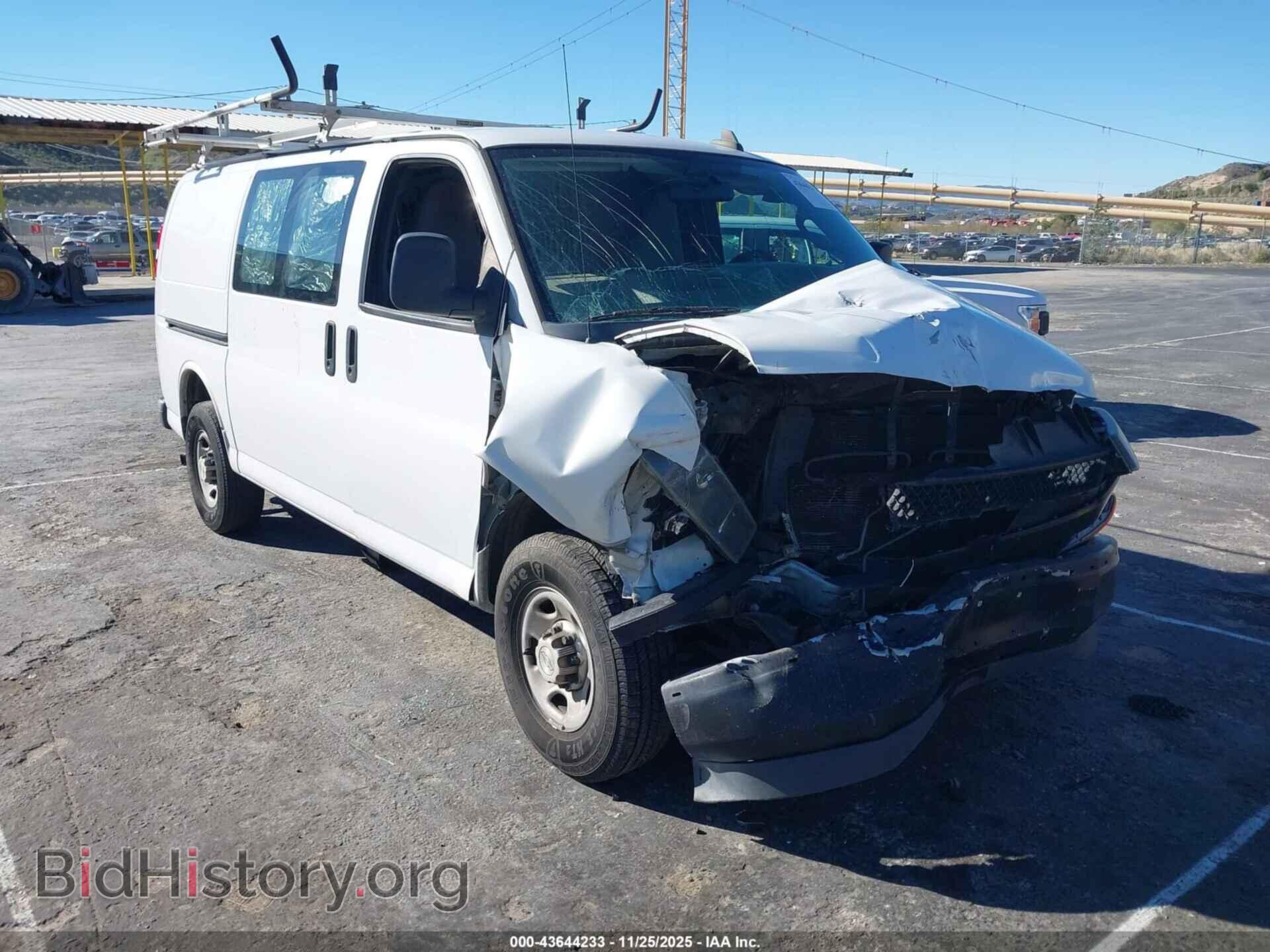 Фотография 1GCWGAFG8K1336007 - CHEVROLET EXPRESS 2500 2019
