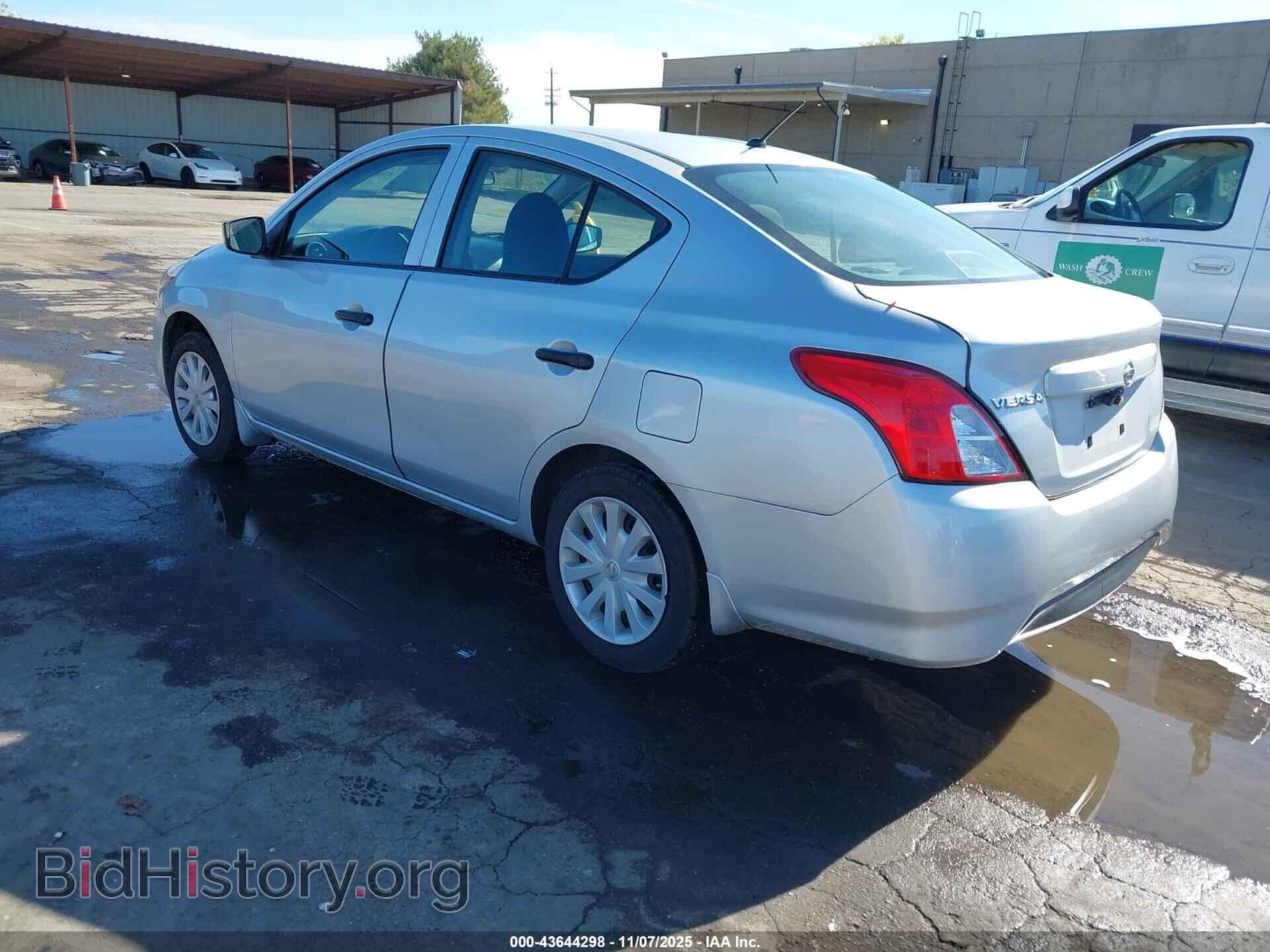 2016 NISSAN VERSA - VIN: 3N1CN7APXGL864332 - Фото 3