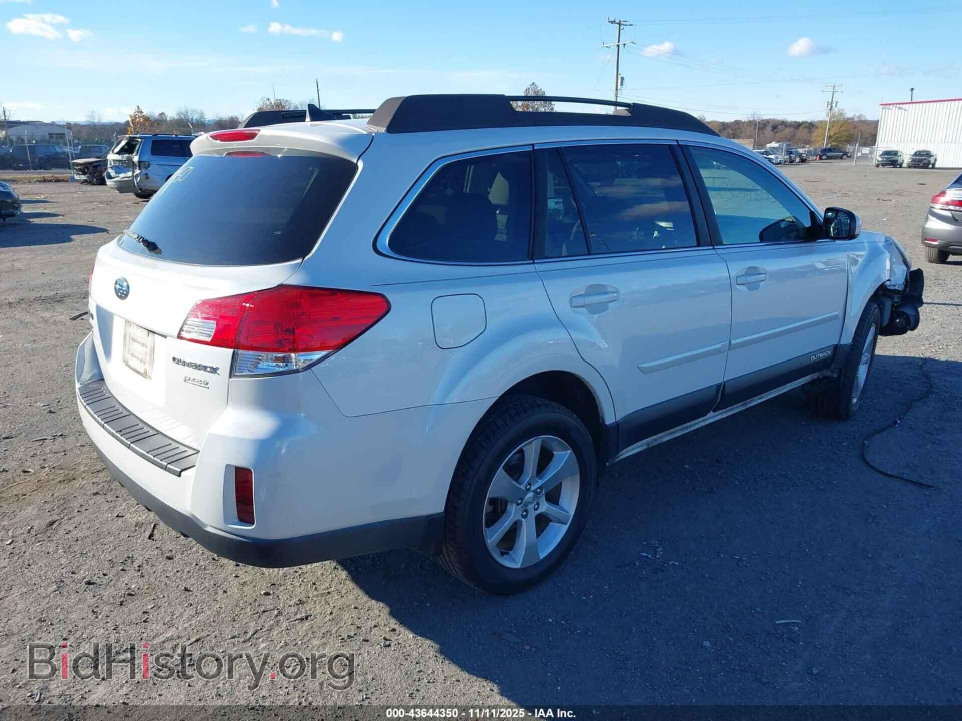 2014 SUBARU OUTBACK - VIN: 4S4BRBLC4E3243859 - Фото 4