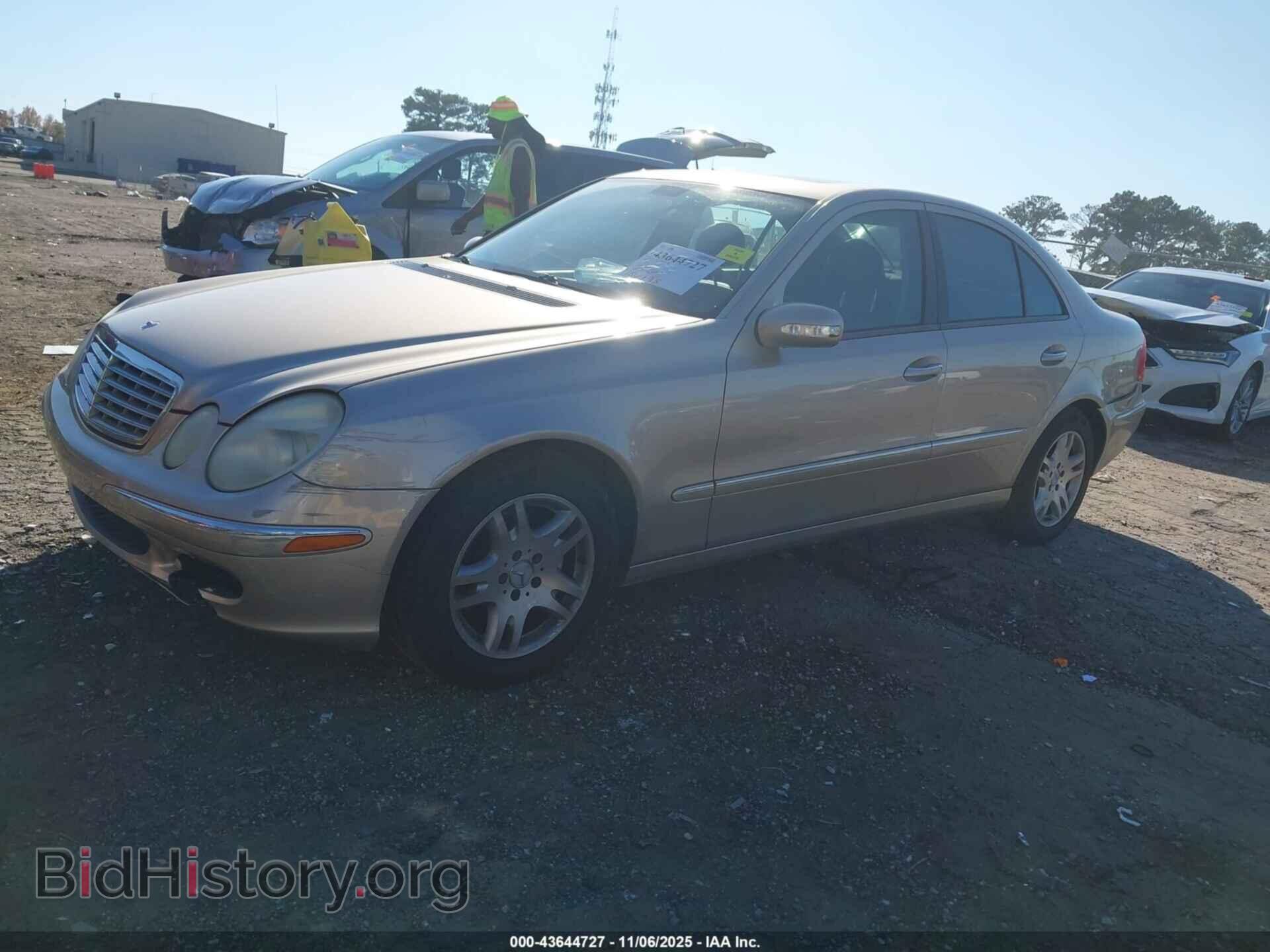 2005 MERCEDES-BENZ E 320 - VIN: WDBUF65J45A711706 - Photo 2