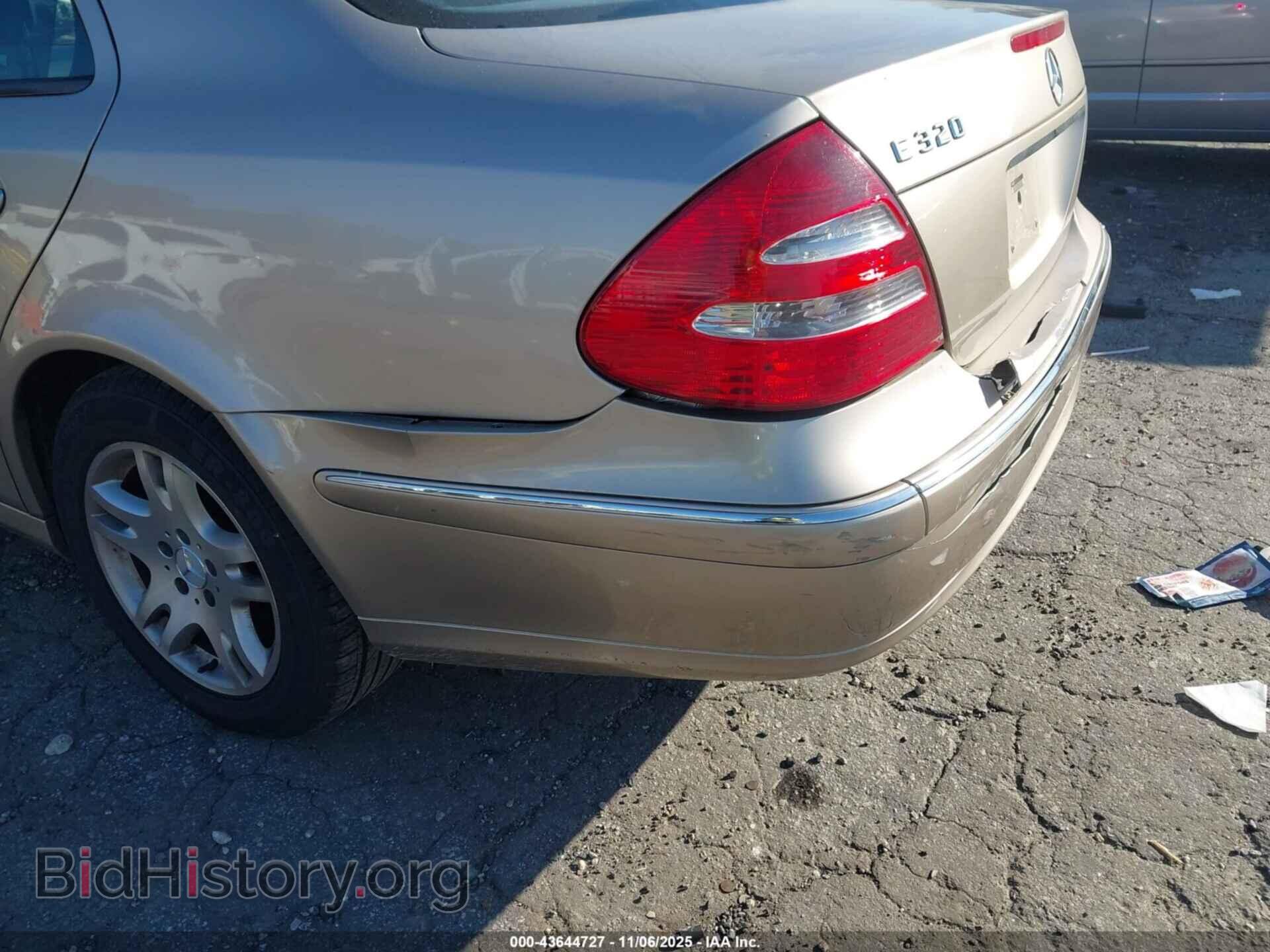 2005 MERCEDES-BENZ E 320 - VIN: WDBUF65J45A711706 - Photo 17