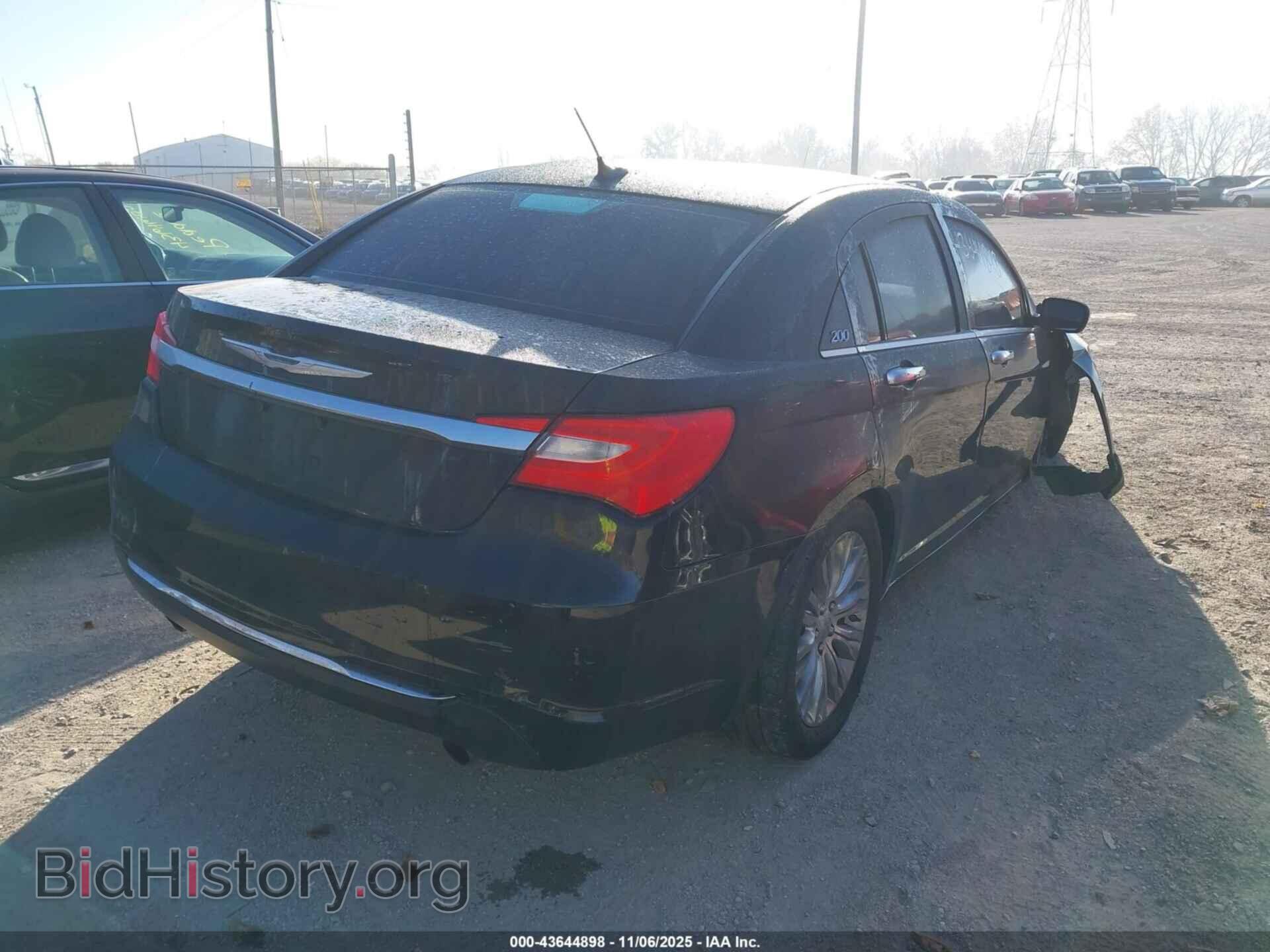 2013 CHRYSLER 200 - VIN: 1C3CCBCG9DN523880 - Фото 4