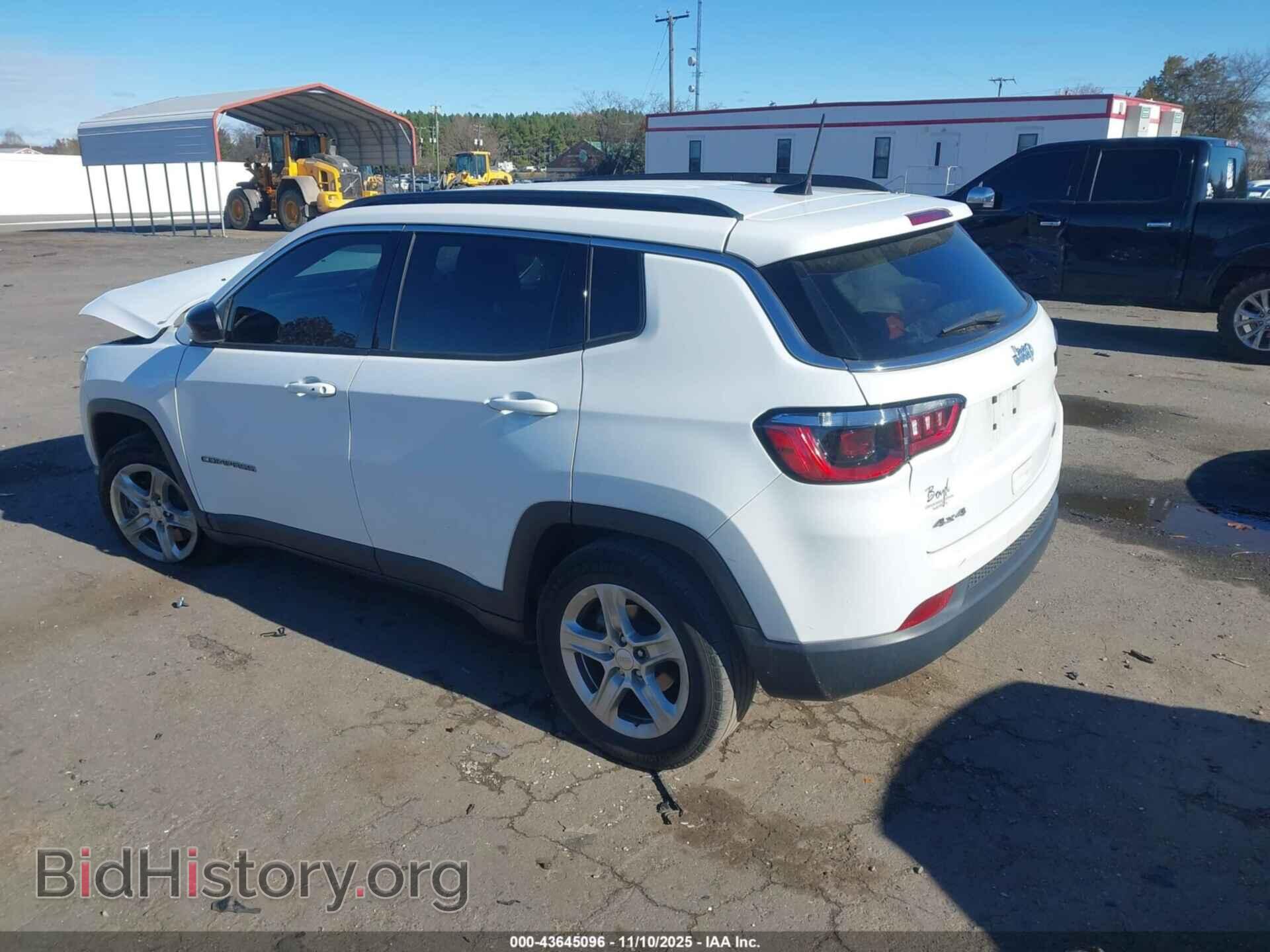 2023 JEEP COMPASS - VIN: 3C4NJDBN0PT520859 - Фото 3