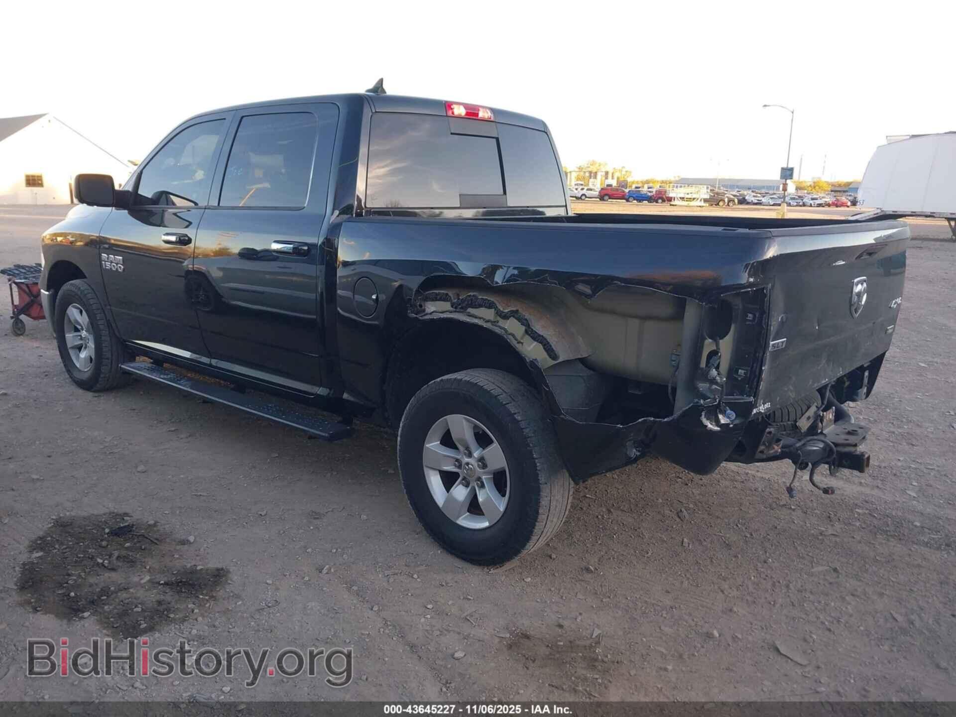 2018 RAM 1500 - VIN: 1C6RR7LG0JS272818 - Фото 3