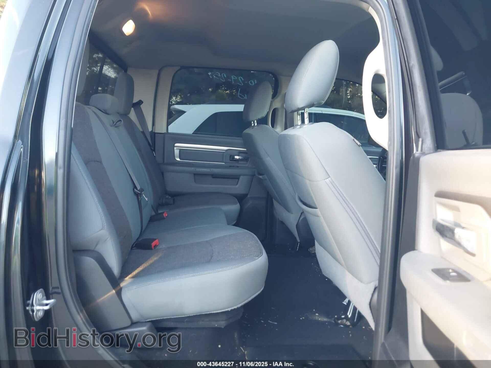 2018 RAM 1500 - VIN: 1C6RR7LG0JS272818 - Фото 8