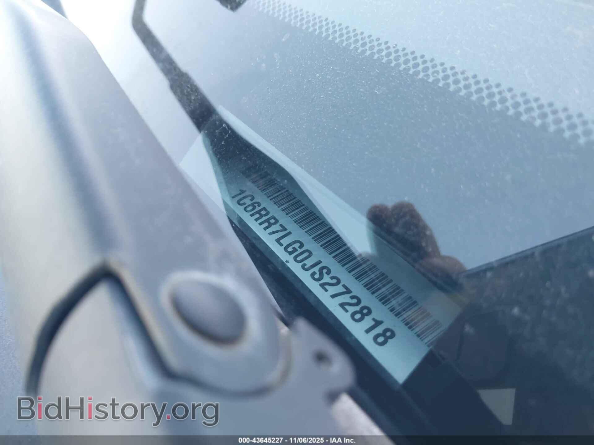 2018 RAM 1500 - VIN: 1C6RR7LG0JS272818 - Фото 9