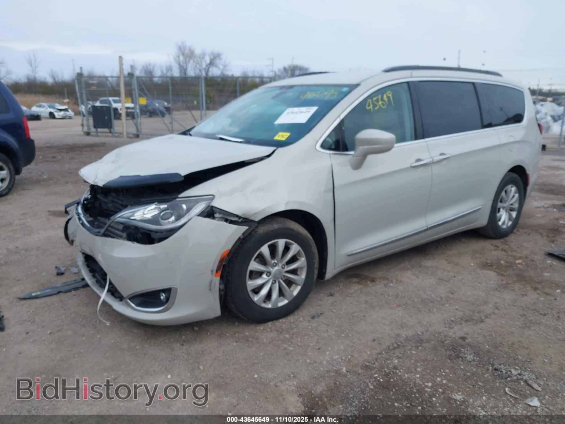 2017 CHRYSLER PACIFICA - VIN: 2C4RC1BG5HR621802 - Фото 2
