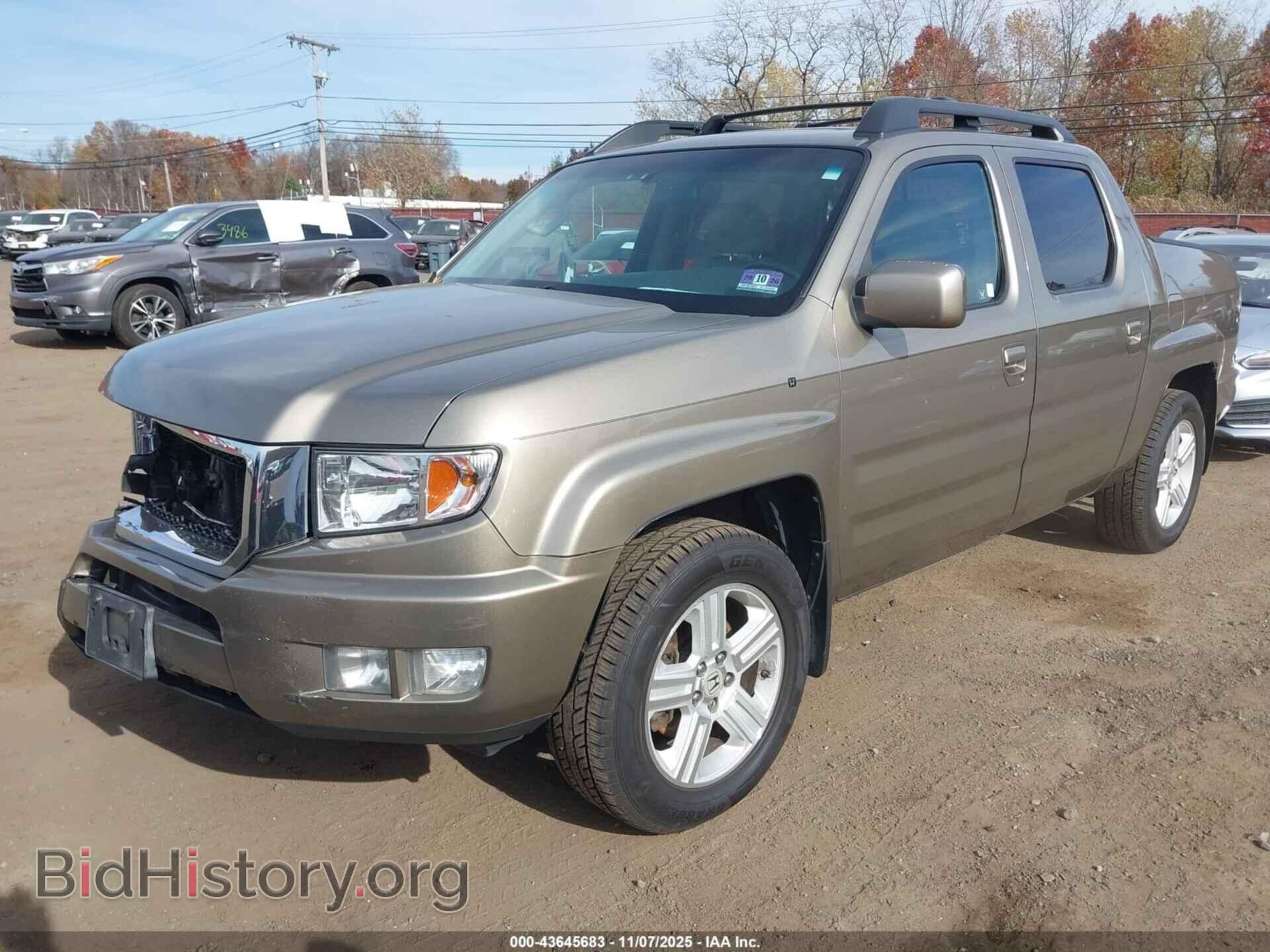 2011 HONDA RIDGELINE - VIN: 5FPYK1F58BB452988 - Photo 2