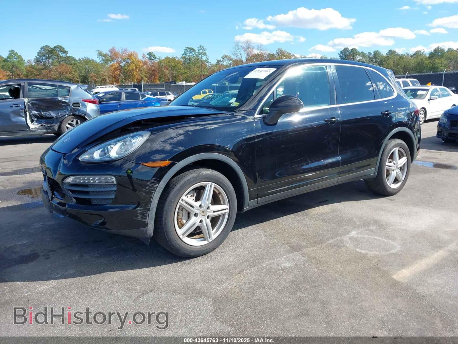 2012 PORSCHE CAYENNE - VIN: WP1AB2A21CLA44729 - Photo 2