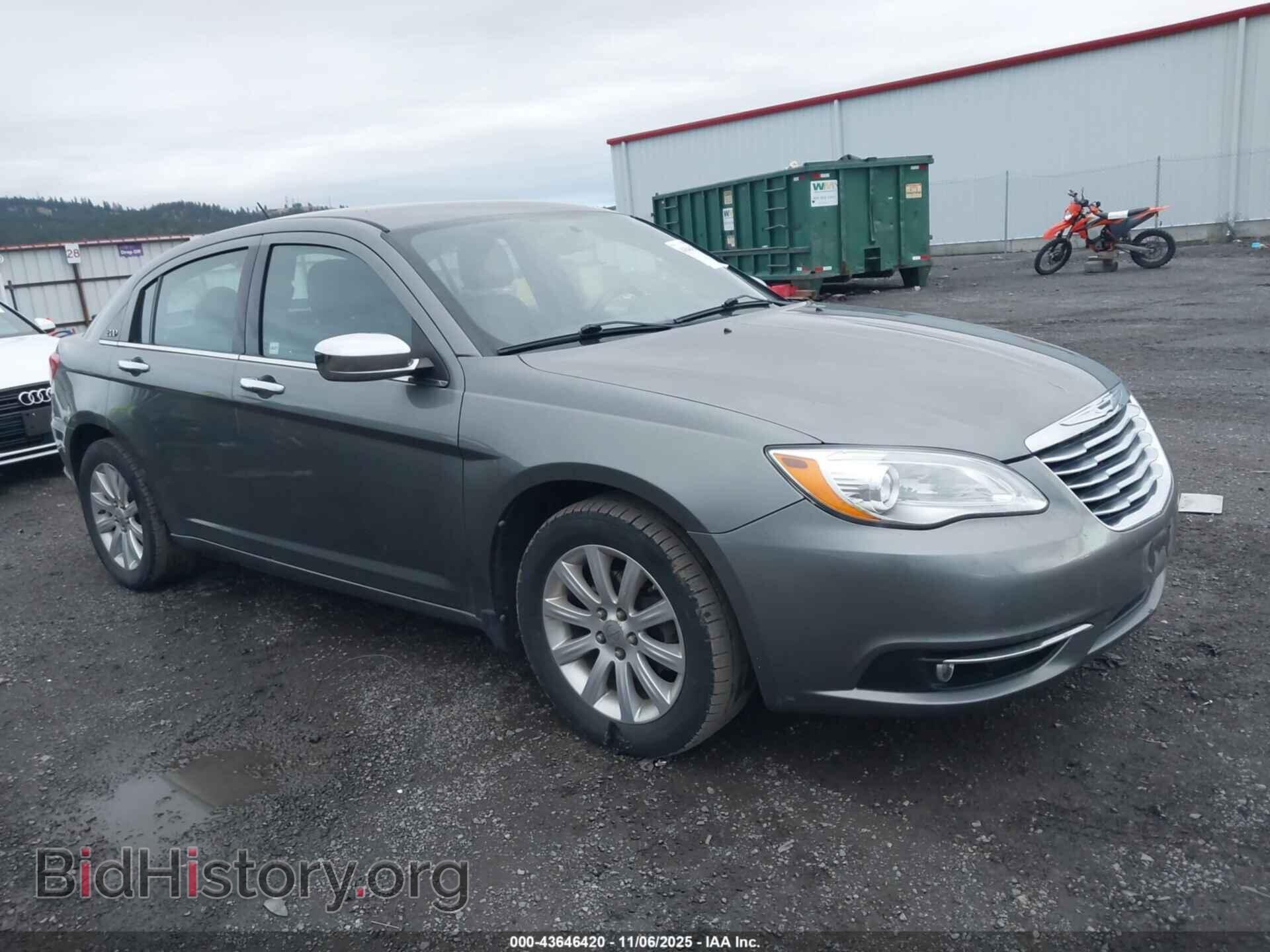 Photo 1C3CCBCB5DN588827 - CHRYSLER 200 2013
