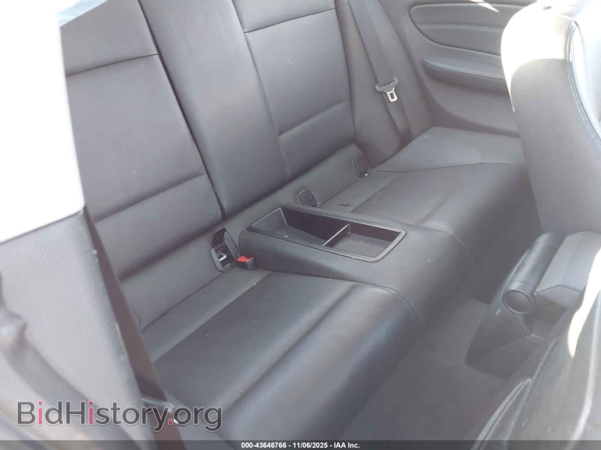 2013 BMW 128I - VIN: WBAUP9C59DVS94593 - Фото 8