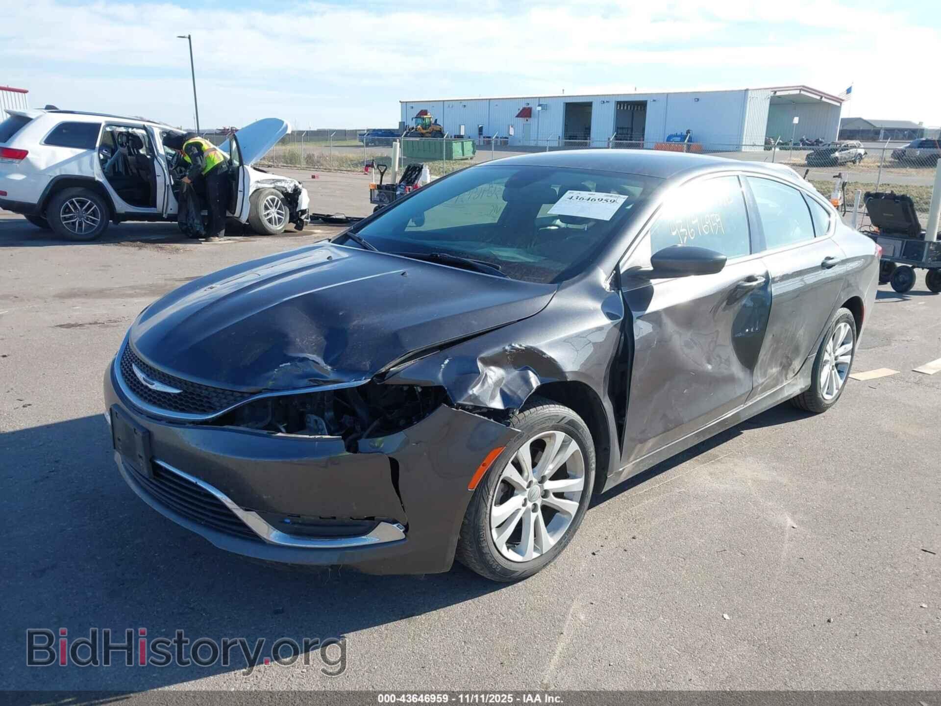 2016 CHRYSLER 200 - VIN: 1C3CCCAB1GN124365 - Фото 2