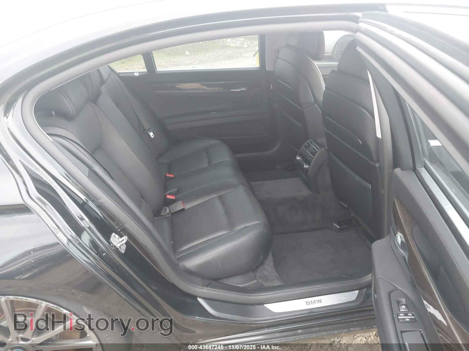 2012 BMW 740LI - VIN: WBAKB4C54CC575414 - Photo 8