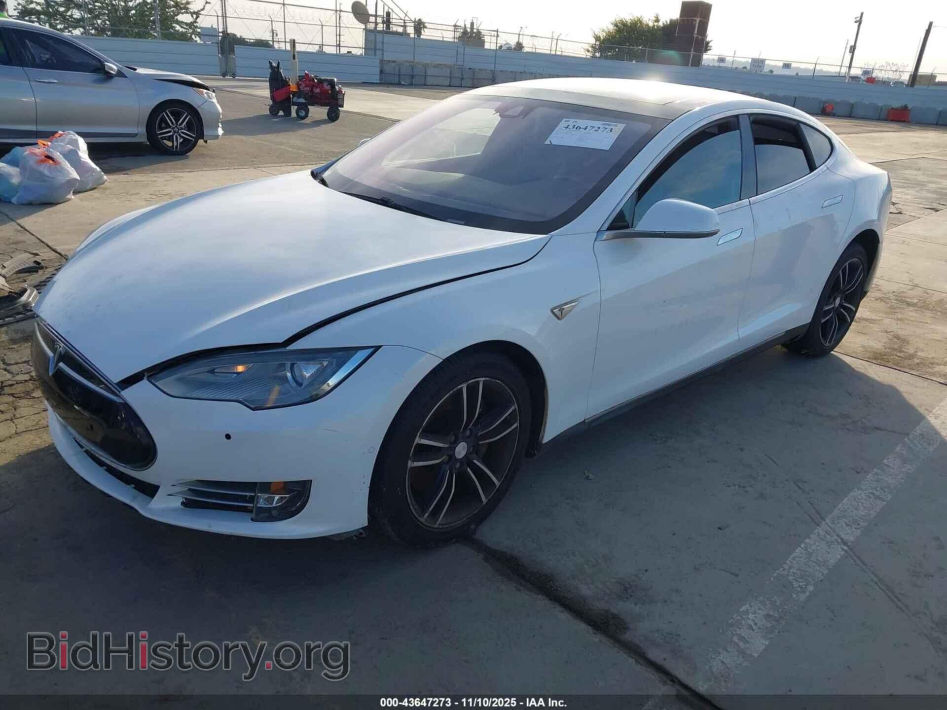 2015 TESLA MODEL S - VIN: 5YJSA1E13FF120186 - Photo 2