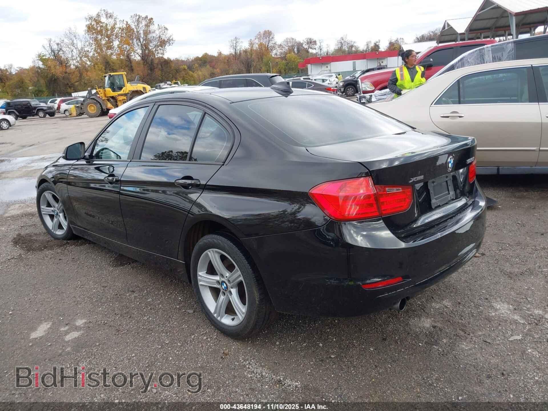 2013 BMW 320I - VIN: WBA3C3C54DF982516 - Фото 3