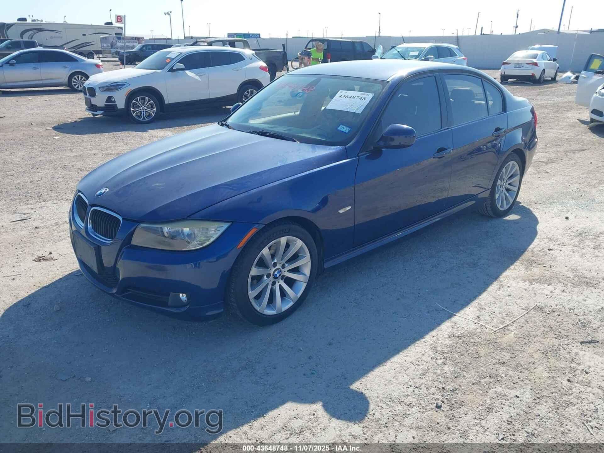 2011 BMW 328I - VIN: WBAPH7C58BE462011 - Photo 2