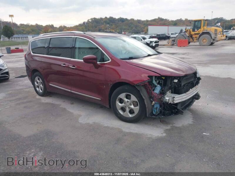 2017 Chrysler PACIFICA Touring-L Plus (VIN 2C4RC1EG8HR653042) — photo 1 of 21, IAAI, damage: front end
