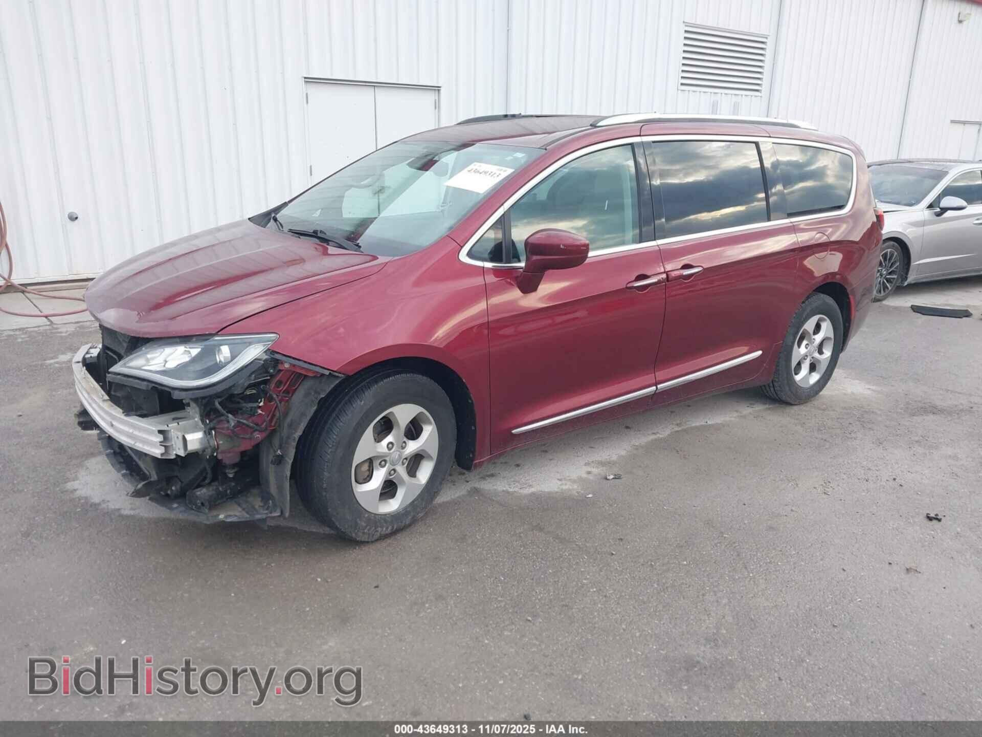 2017 CHRYSLER PACIFICA - VIN: 2C4RC1EG8HR653042 - Фото 2