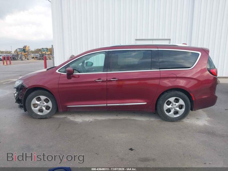 2017 Chrysler PACIFICA (VIN 2C4RC1EG8HR653042) — photo 15 of 21