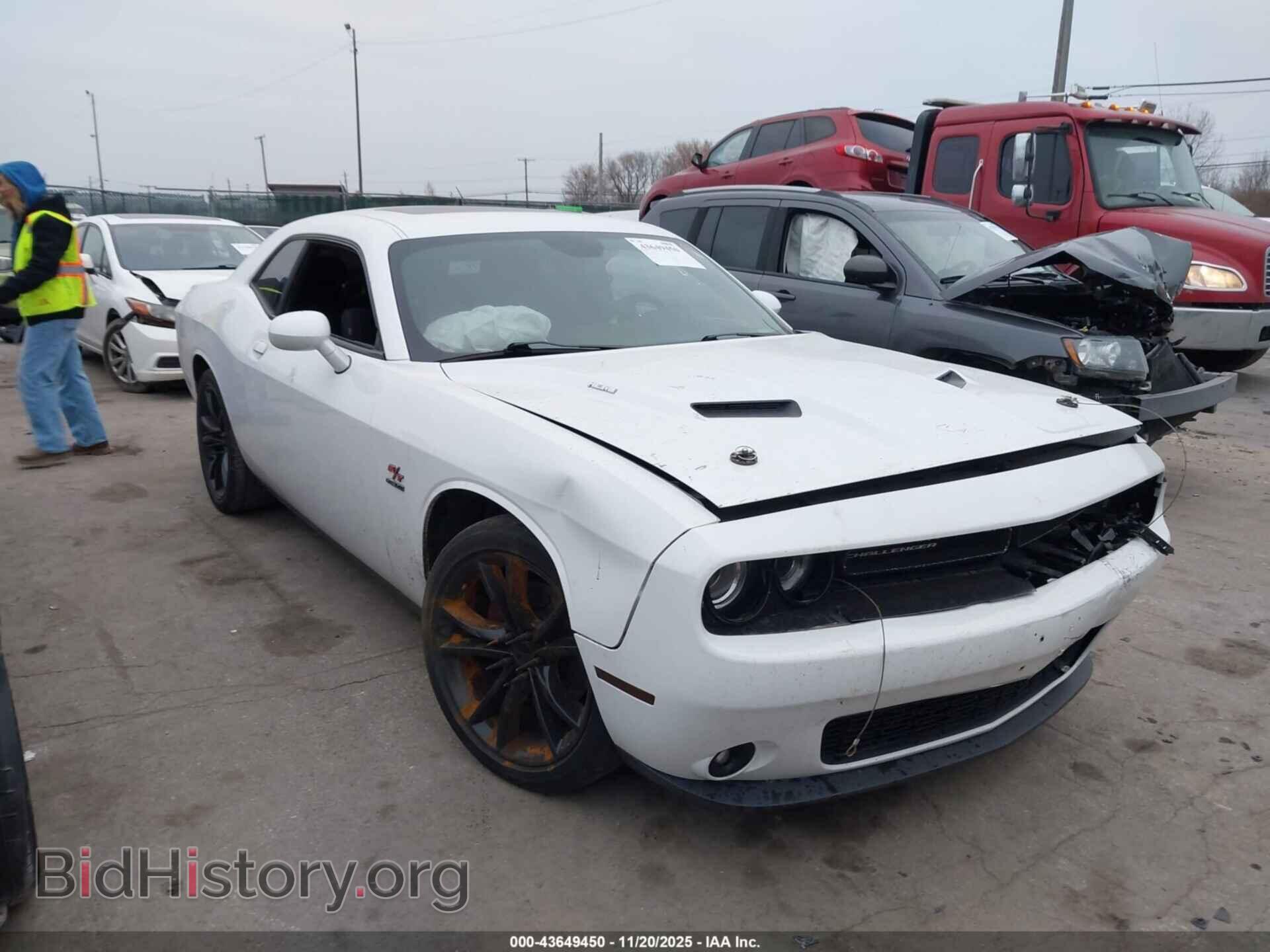 Фотография 2C3CDZBT5GH158664 - DODGE CHALLENGER 2016