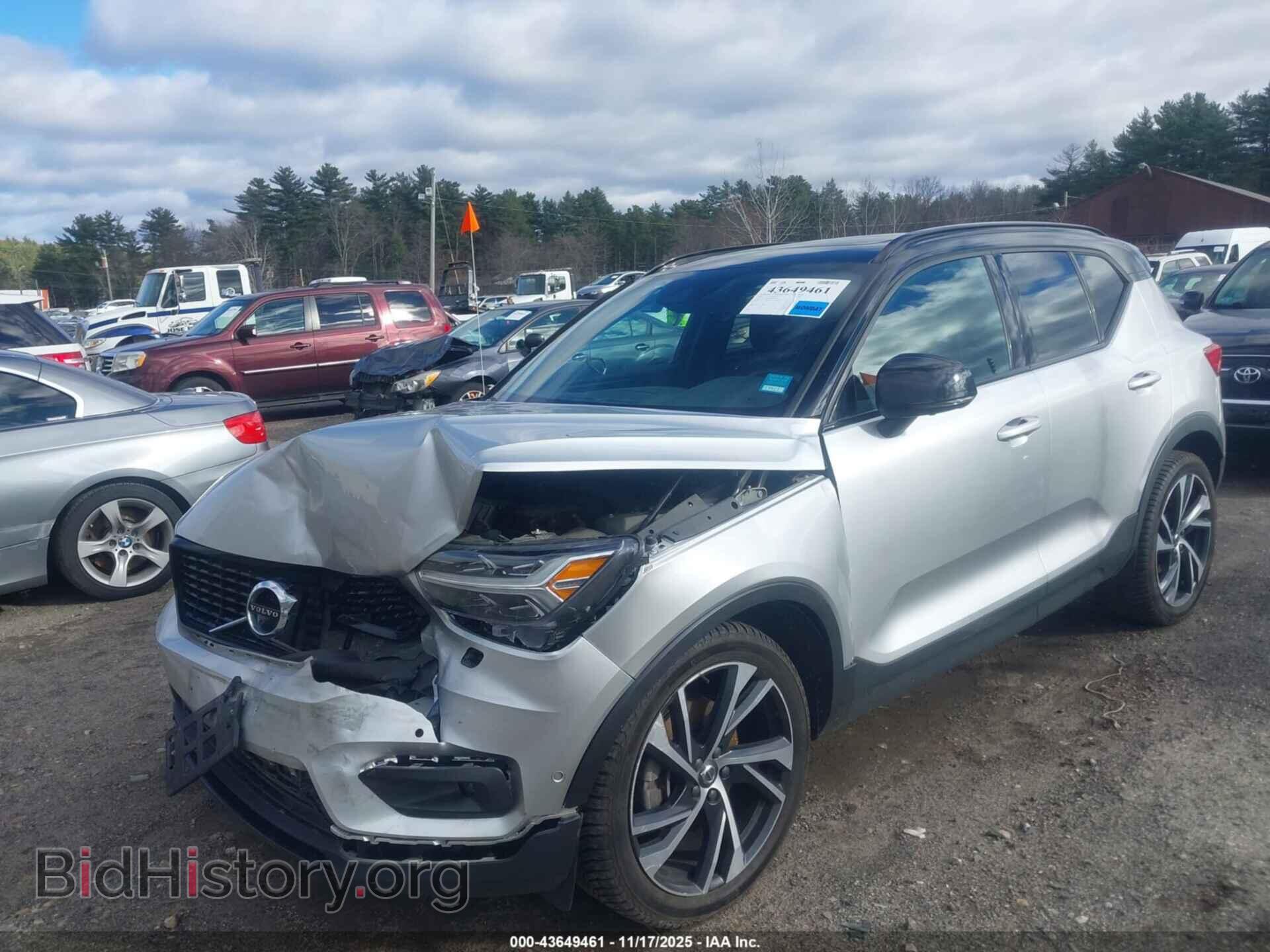 2019 VOLVO XC40 - VIN: YV4162UM7K2072202 - Фото 2