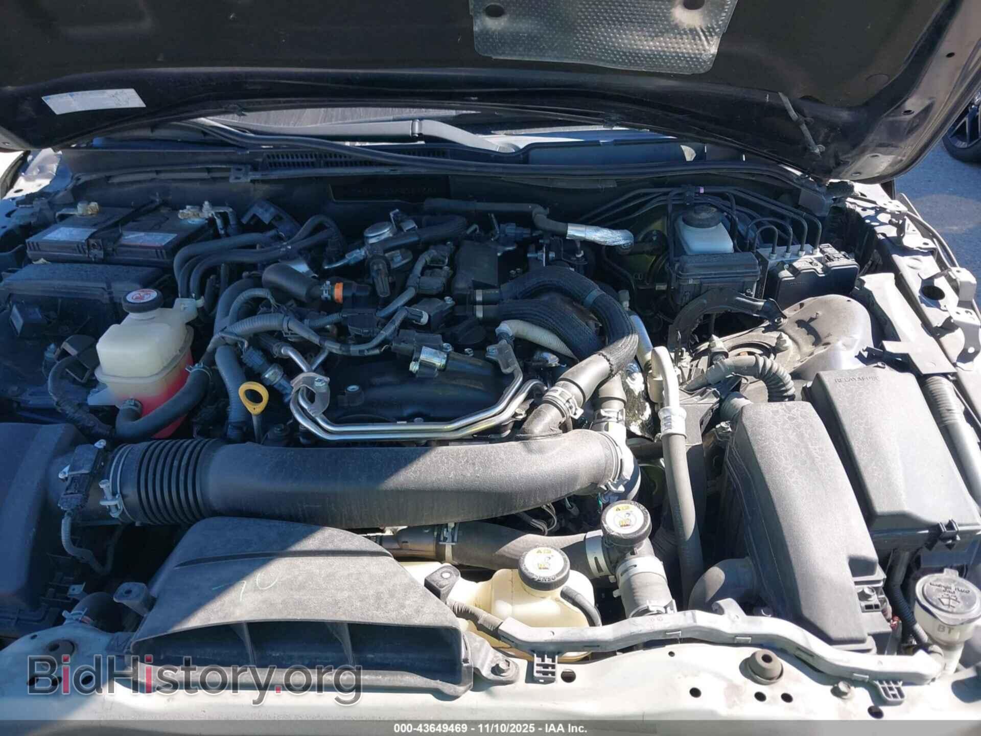 2017 LEXUS IS 200T - VIN: JTHBA1D29H5051386 - Фото 10