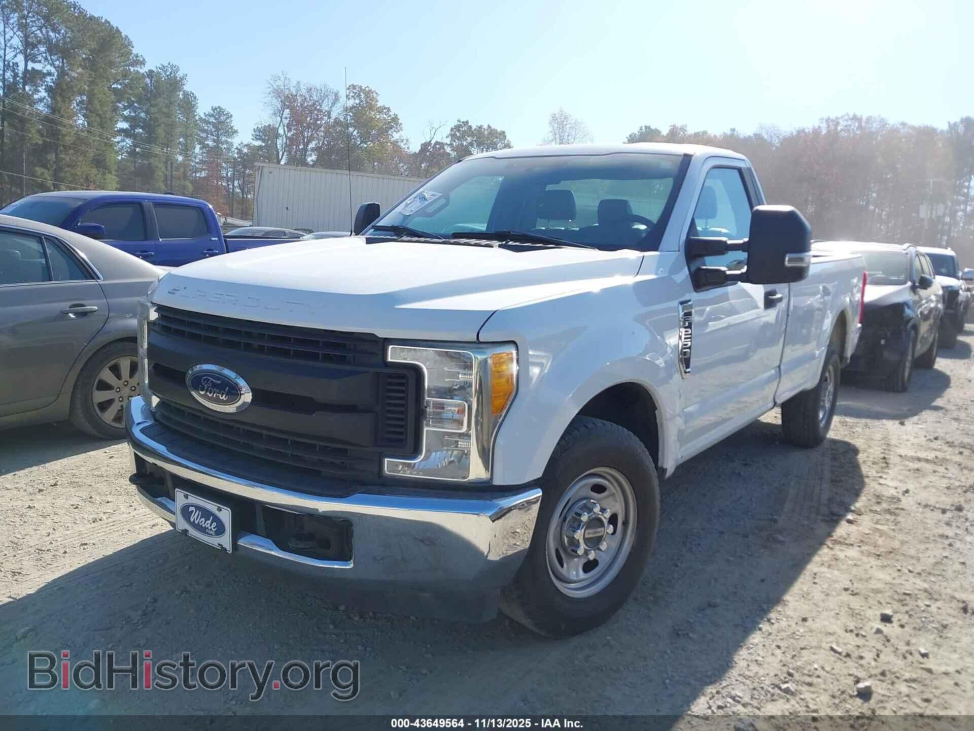 2017 FORD F-250 - VIN: 1FTBF2A67HEE40799 - Фото 2