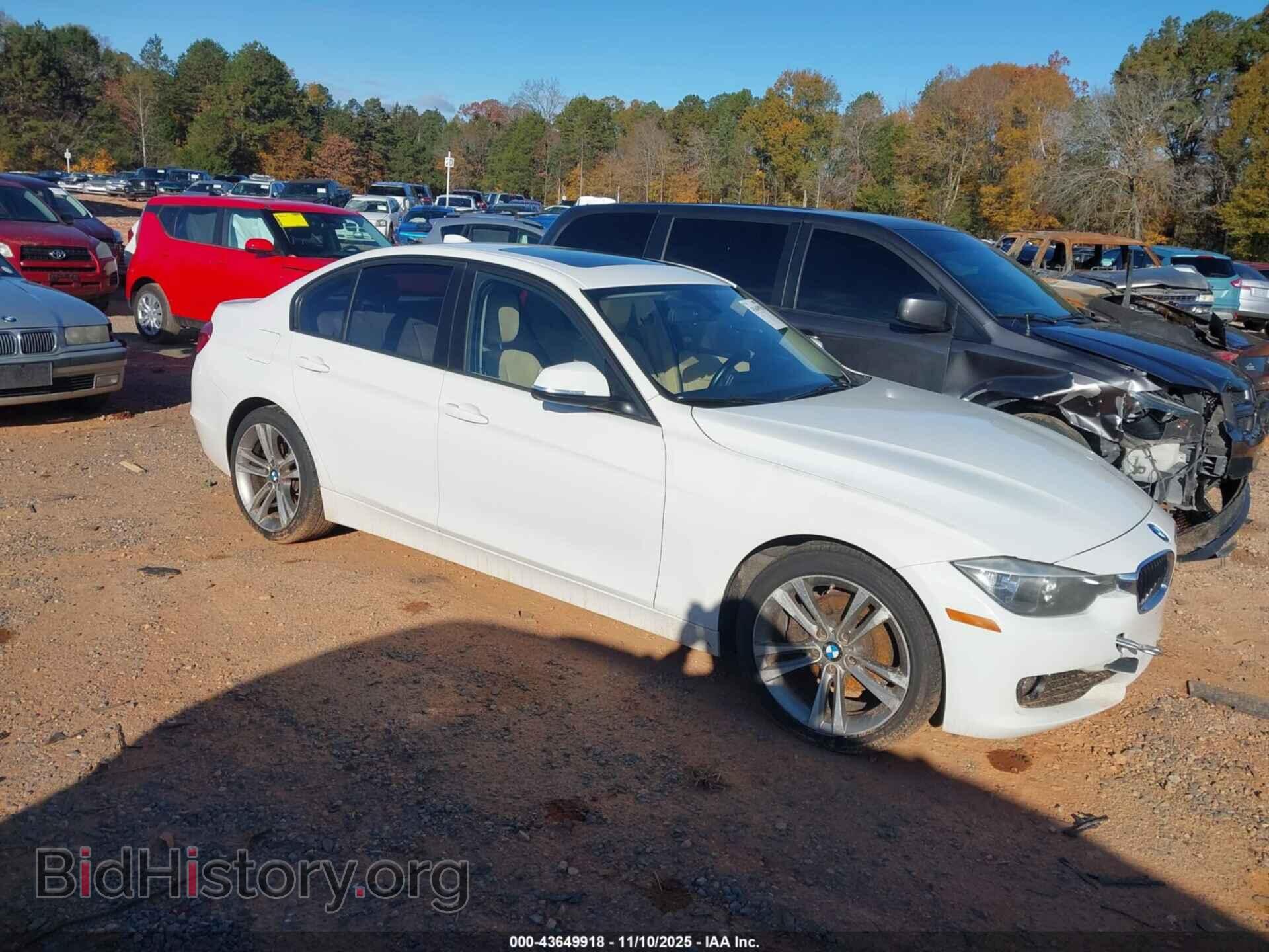 Фотография WBA3C3C56DF983053 - BMW 320I 2013